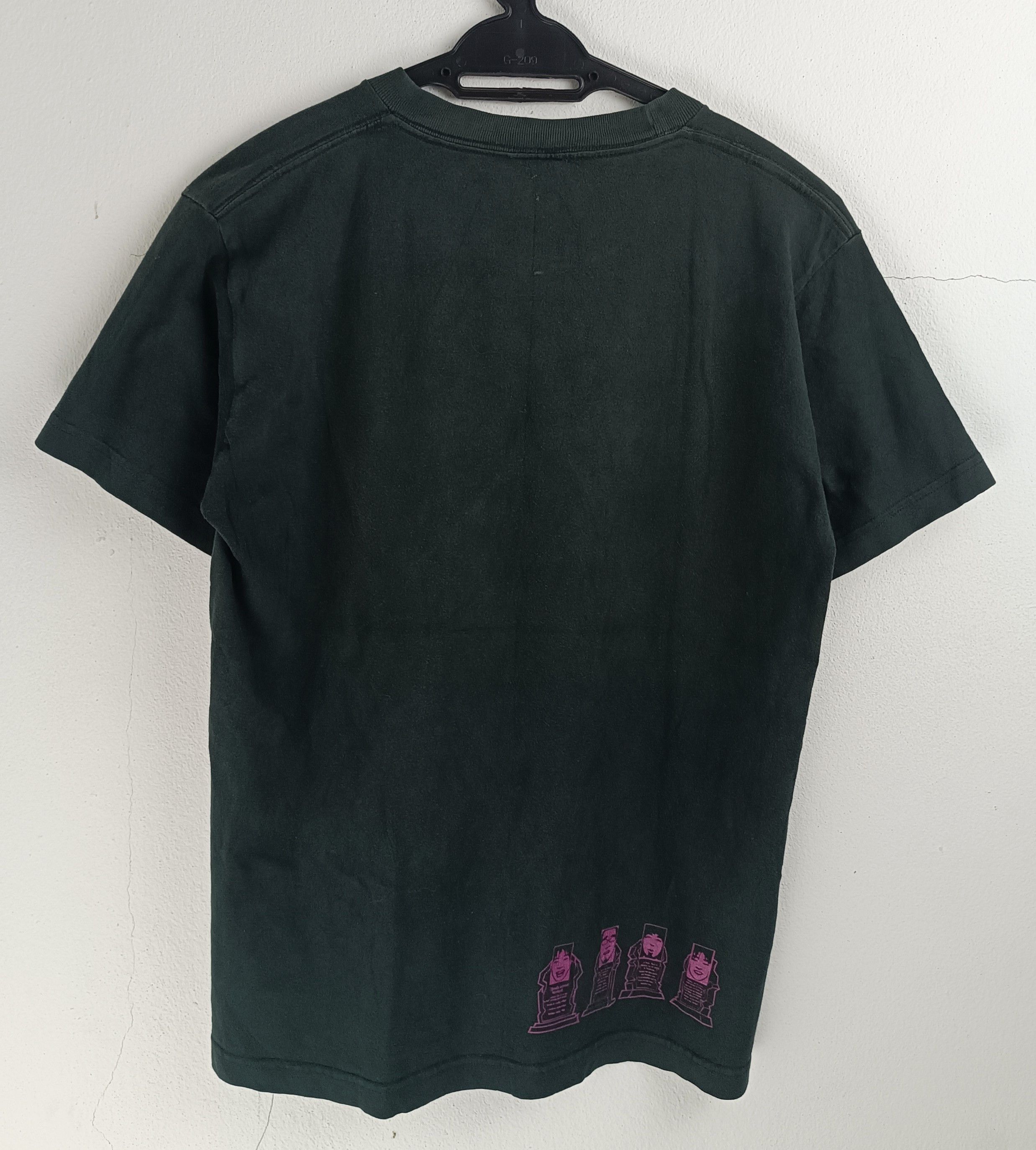 Band Tees VINTAGE BEAT CRUSADERS GRAVES JROCK BLEACH ANIME NARUTO Size US S / EU 44-46 / 1 - 4 Thumbnail