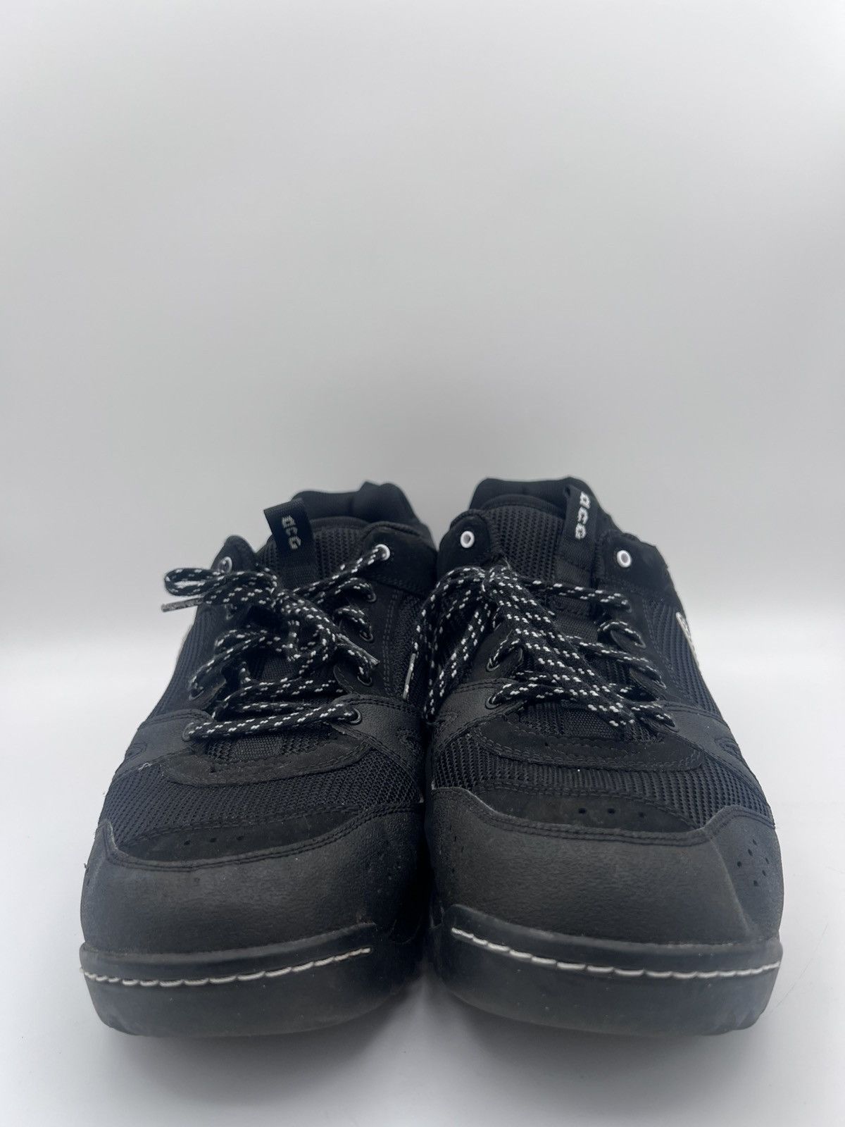 Nike Vintage 2010 Nike ACG Rongbuk Trail Hiking mens Size 12 Size US 12 / EU 45 - 2 Thumbnail