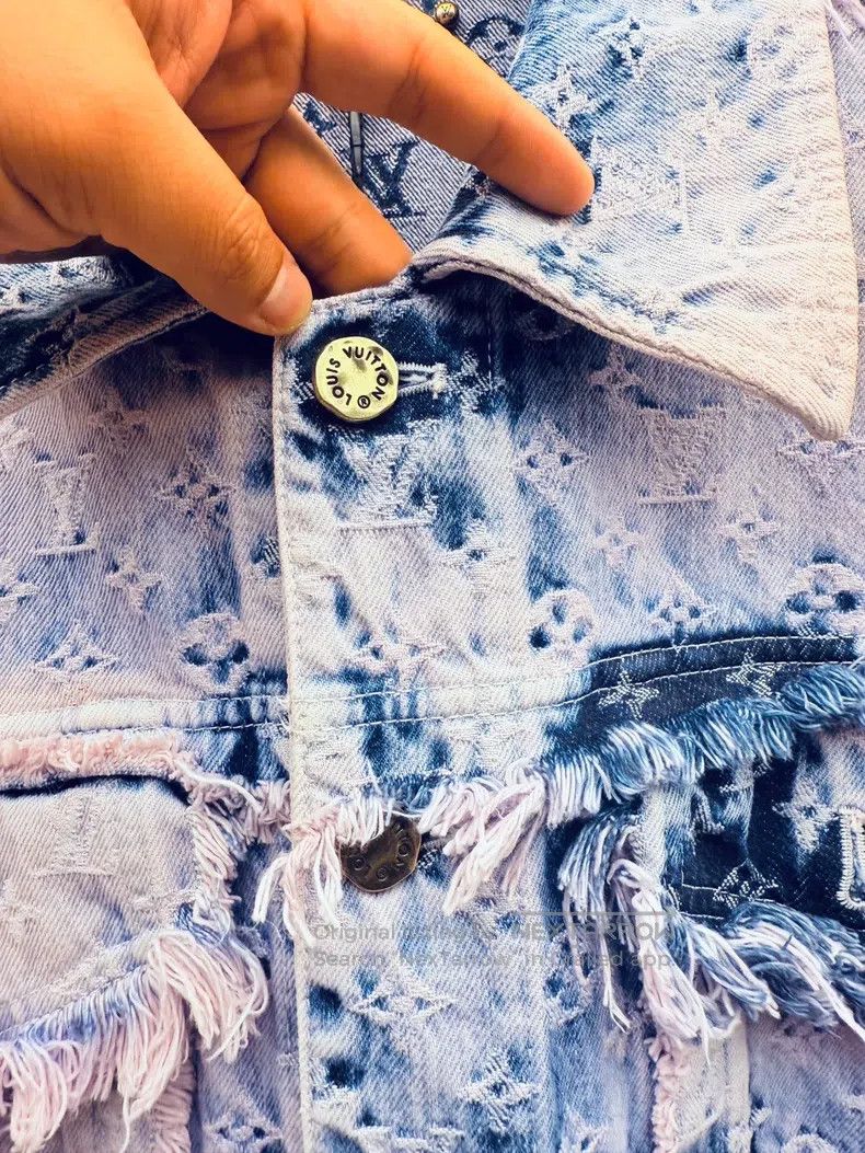 Louis Vuitton Louis Vuitton SS23 Worn Logo Jacquard Fringed Denim Jacket Size US M / EU 48-50 / 2 - 4 Thumbnail