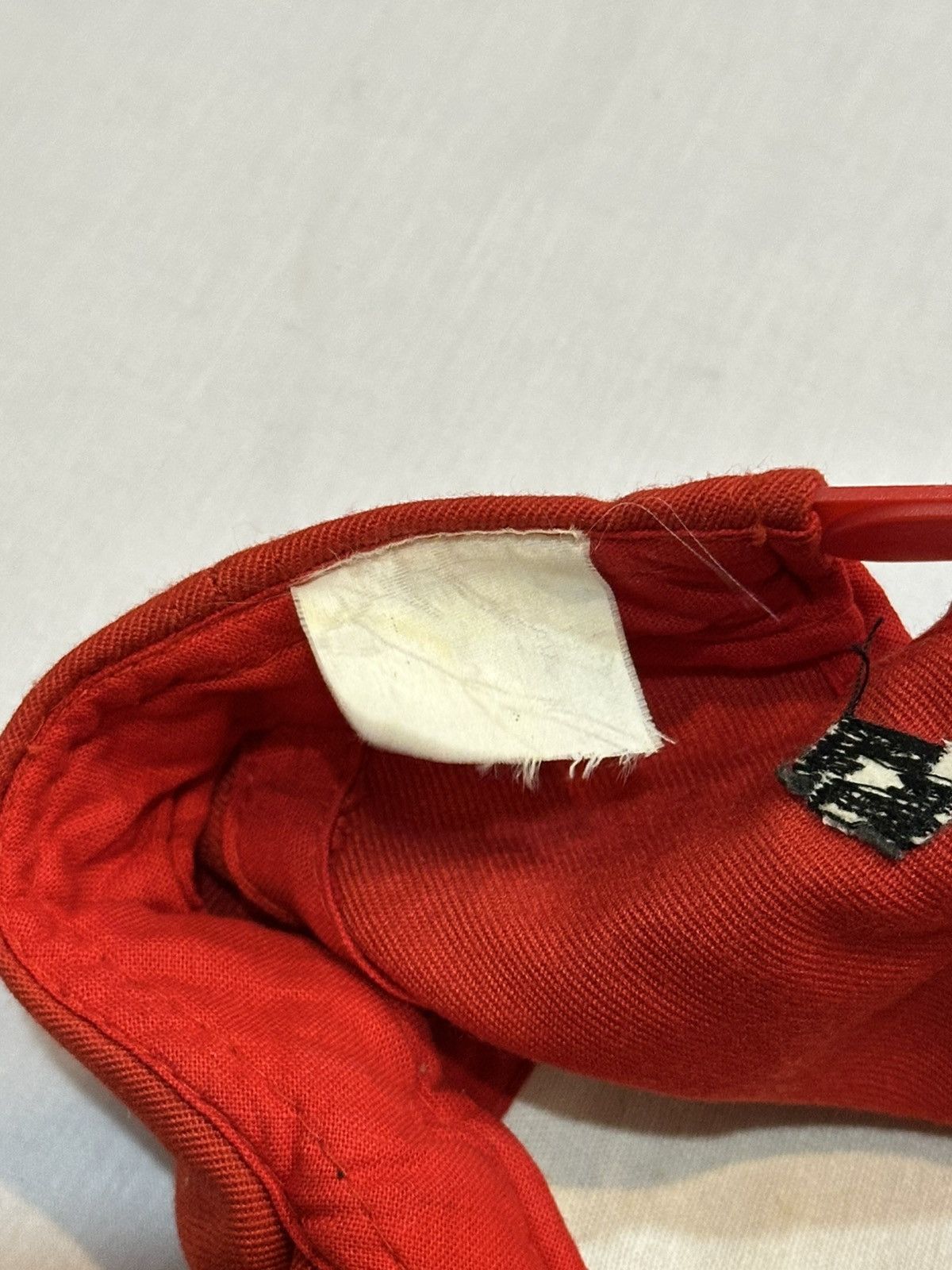 Vintage vintage Football cap featuring embroidered "Ac Milan." Size ONE SIZE - 10 Thumbnail
