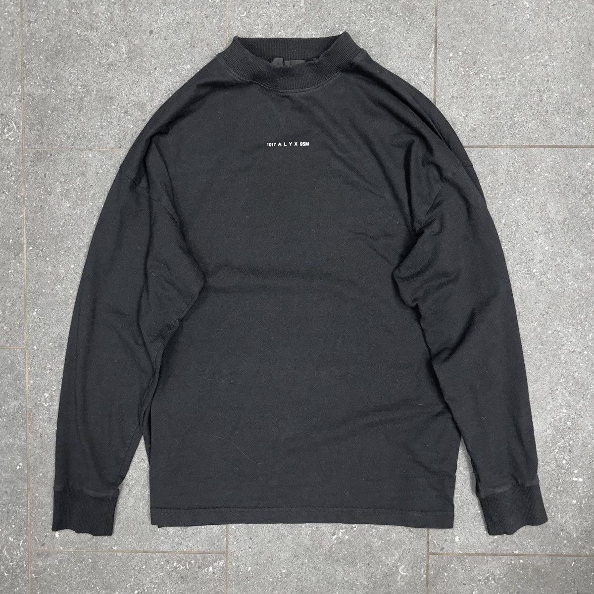 image of 1017 Alyx 9Sm Visual Box Long Sleeve in Black, Men's (Size Small)