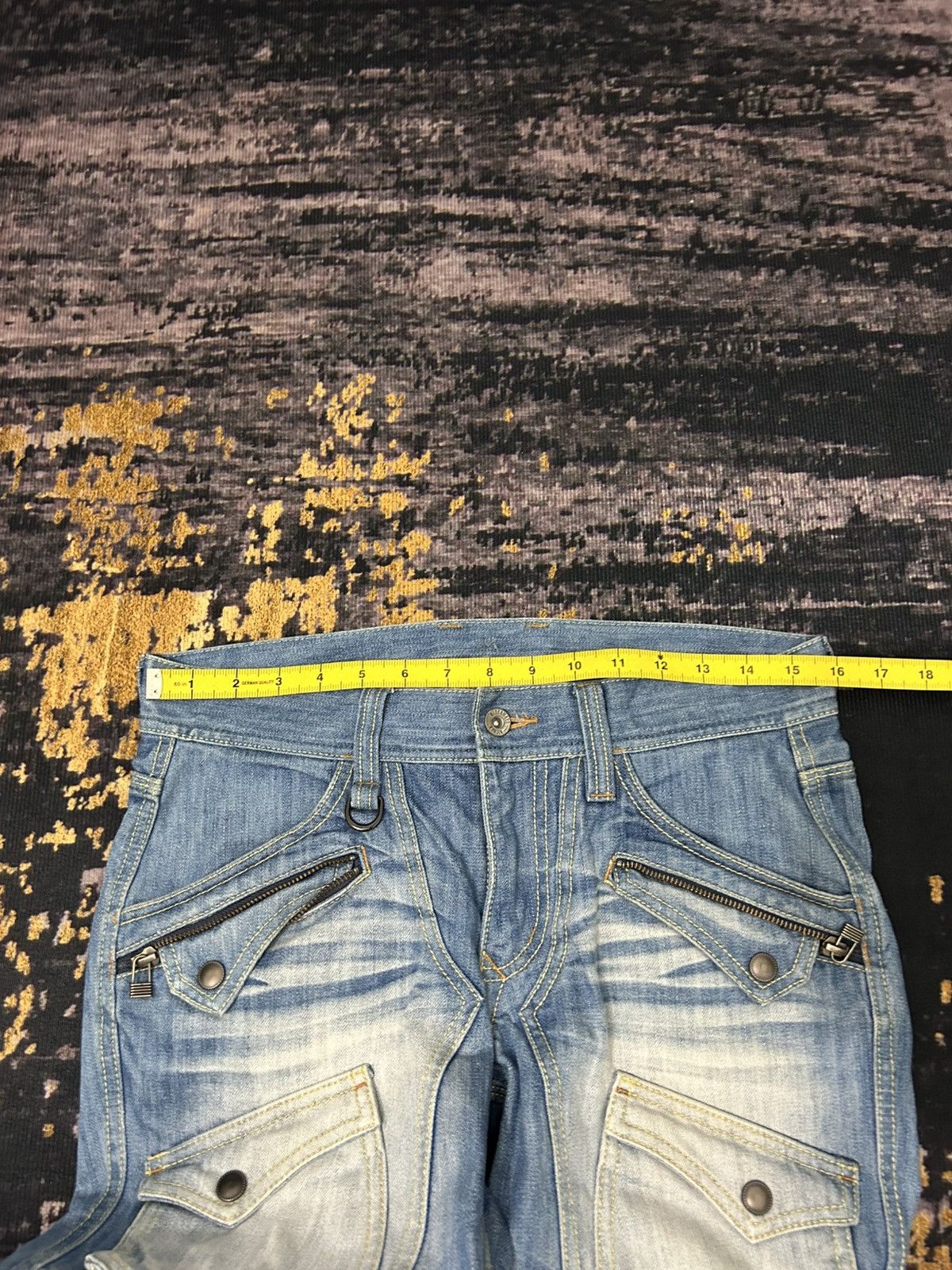 Japanese Brand Hideaways Nicole Multipocket Short Jeans Size US 31 - 13 Thumbnail