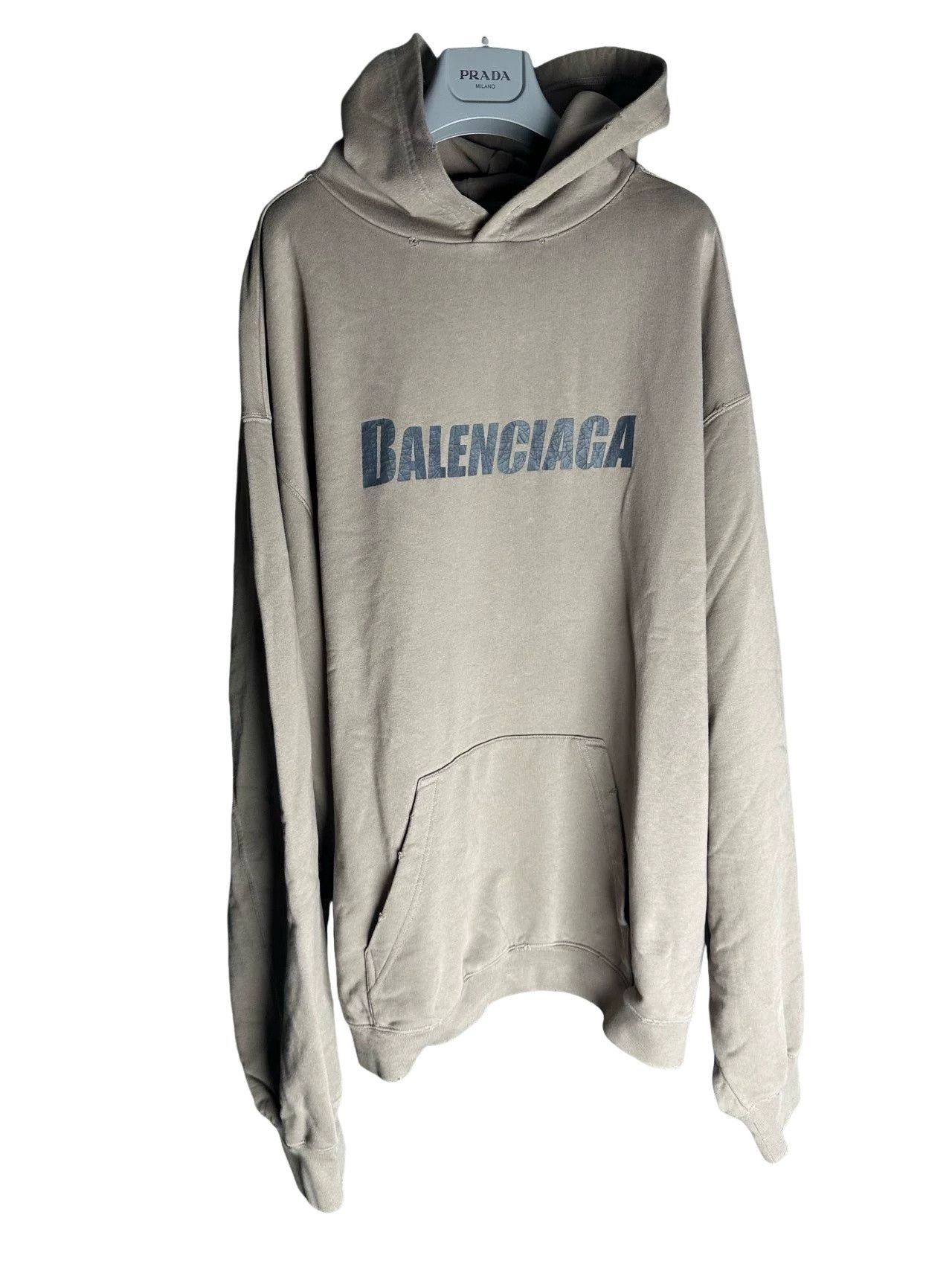 Balenciaga Balenciaga Cracked Logo Distressed Hoodie Size M Size US M / EU 48-50 / 2 - 1 Thumbnail