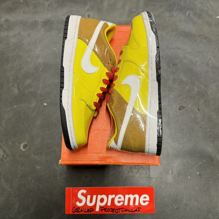 dunk low spongebob
