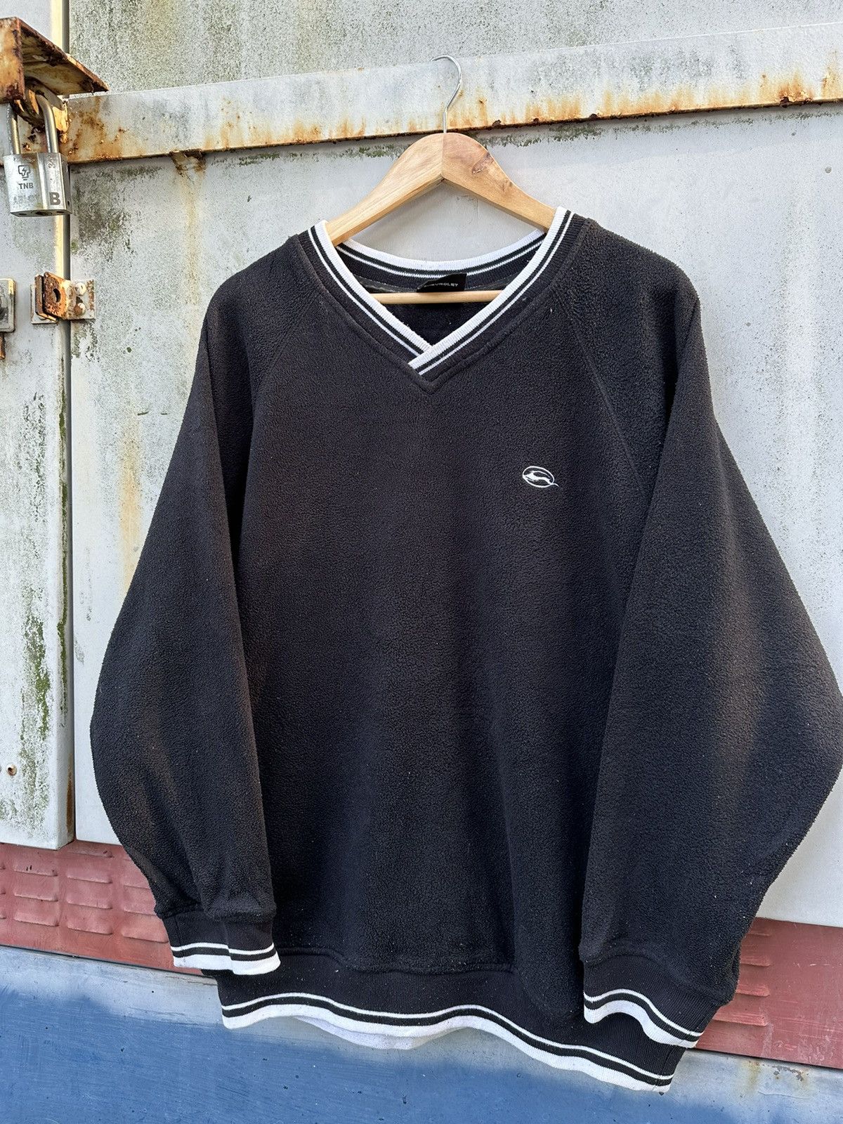 Vintage THRASHED Faded ERD Chevrolet Fleece Crewneck Size US L / EU 52-54 / 3 - 5 Thumbnail