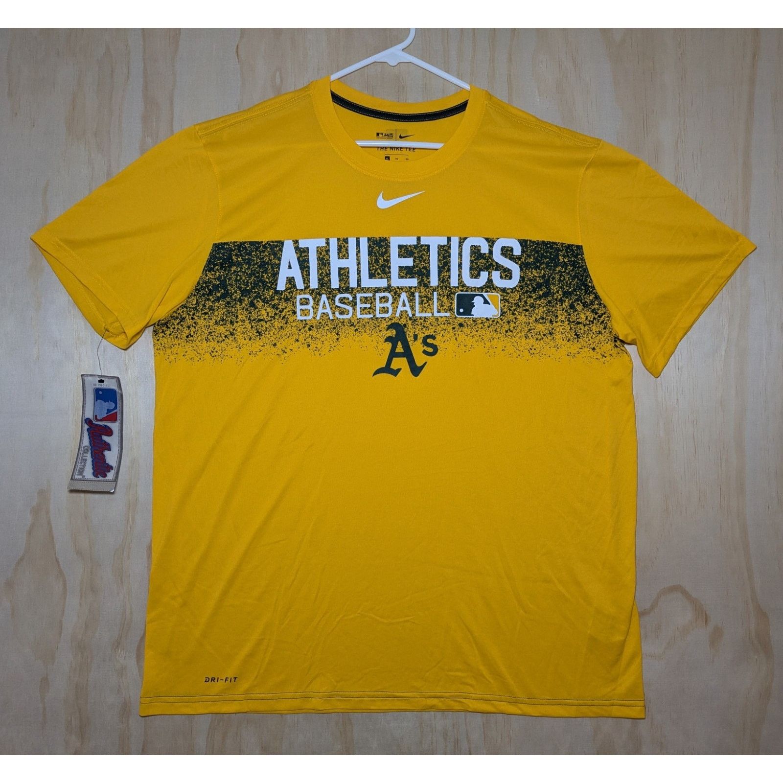 Nike Nike Men's XL Oakland Athletic Dri-FIT Crew Shirt Yellow Size US XL / EU 56 / 4 - 1 Thumbnail