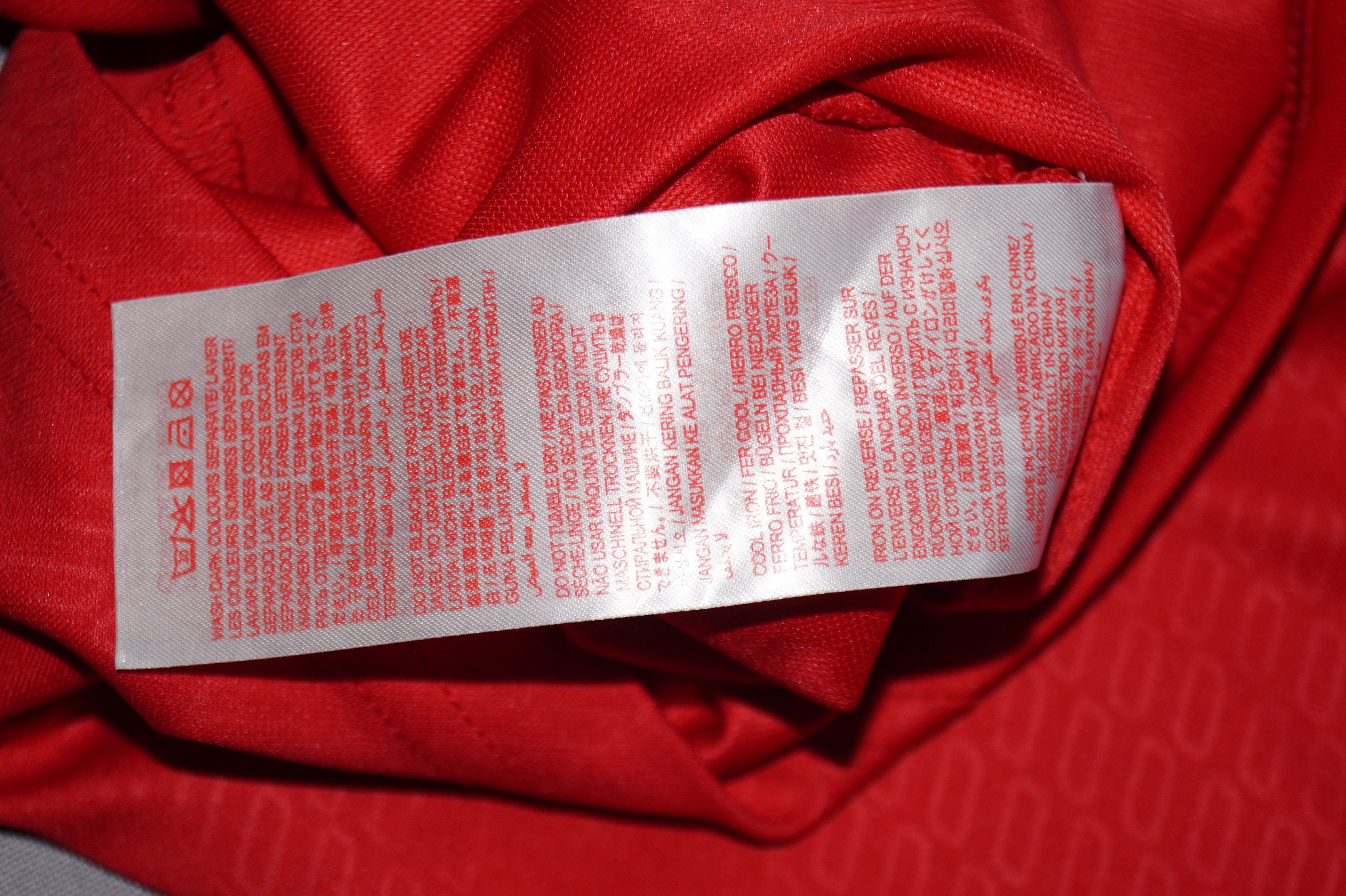 Other LFC x Liverpool F.C. x Soccer x Football Jersey x L size Size US L / EU 52-54 / 3 - 14 Thumbnail