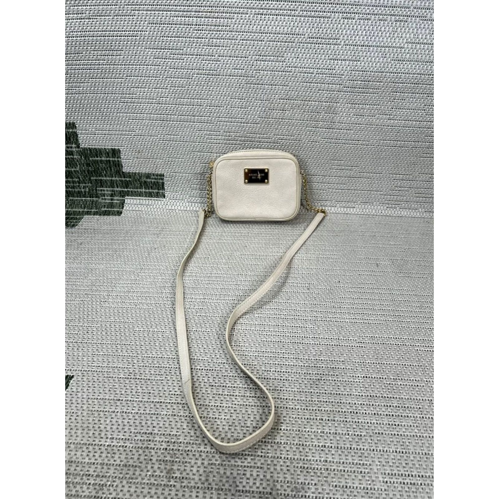 Michael Kors Michael Kors Hamilton White Leather Crossbody Bag Small Inner Pockets Vintage No Ladies Womens Bag Size ONE SIZE - 2 Thumbnail