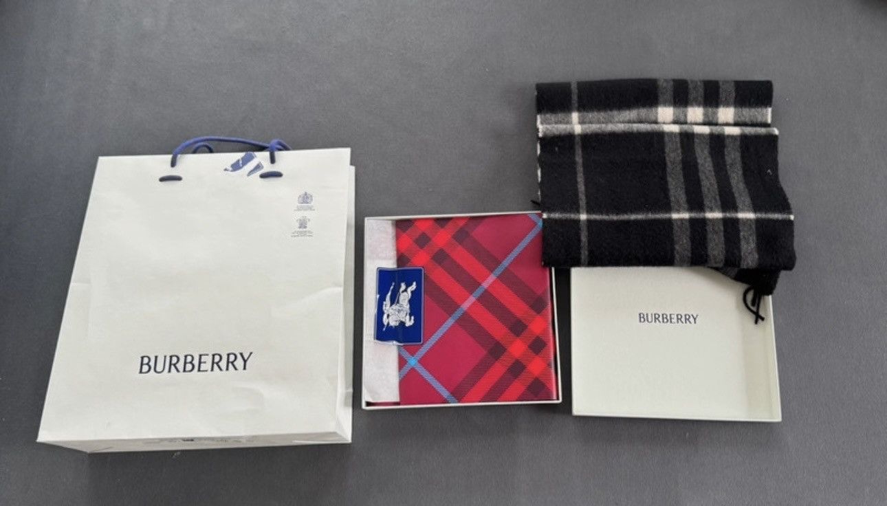 Burberry Burberry 100% Cashmere Scarf – Black, One Size Size ONE SIZE - 2 Thumbnail
