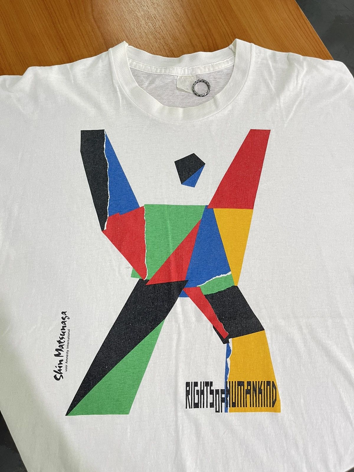 Vintage Vintage 90s amnesty international by Shin Matsunaga t shirt Size US XL / EU 56 / 4 - 4 Thumbnail