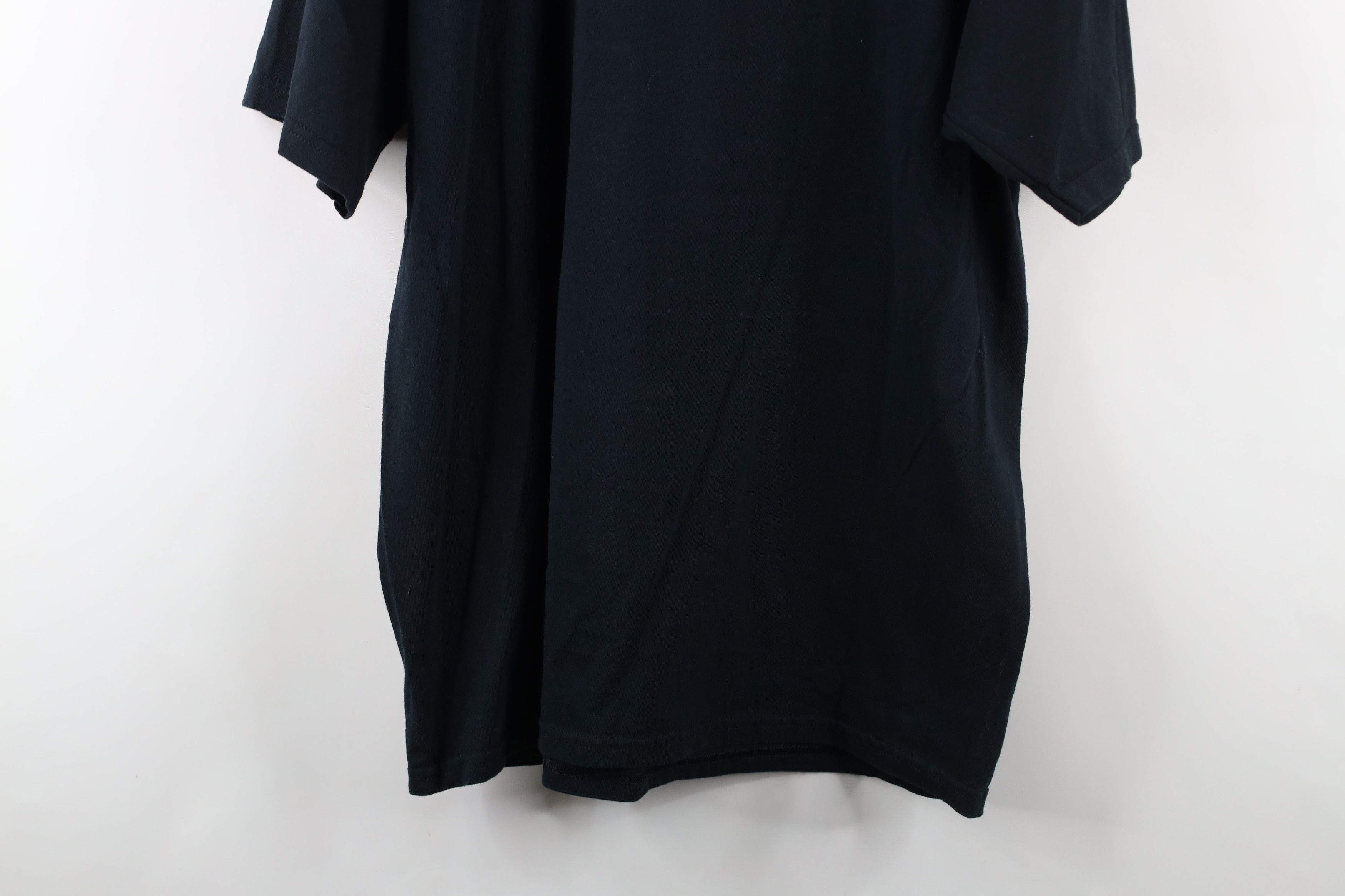 Vintage Vintage Y2K 2005 of the Caribbean Hoofprint Farm T-Shirt Size US XL / EU 56 / 4 - 13 Thumbnail