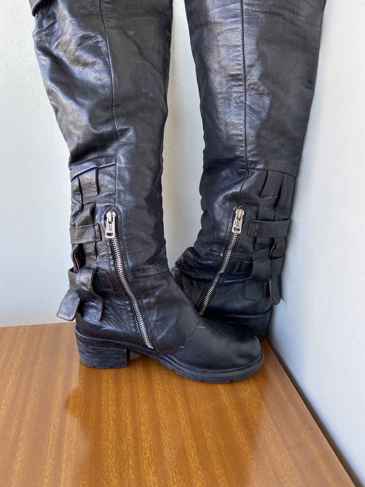 A.S.98 A.S.98 Size US 7 / IT 37 - 10 Thumbnail