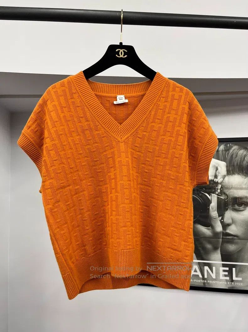 Hermes Hermes Orange H Printed Short Sleeve Knit Top Size XS / US 0-2 / IT 36-38 - 1 Thumbnail