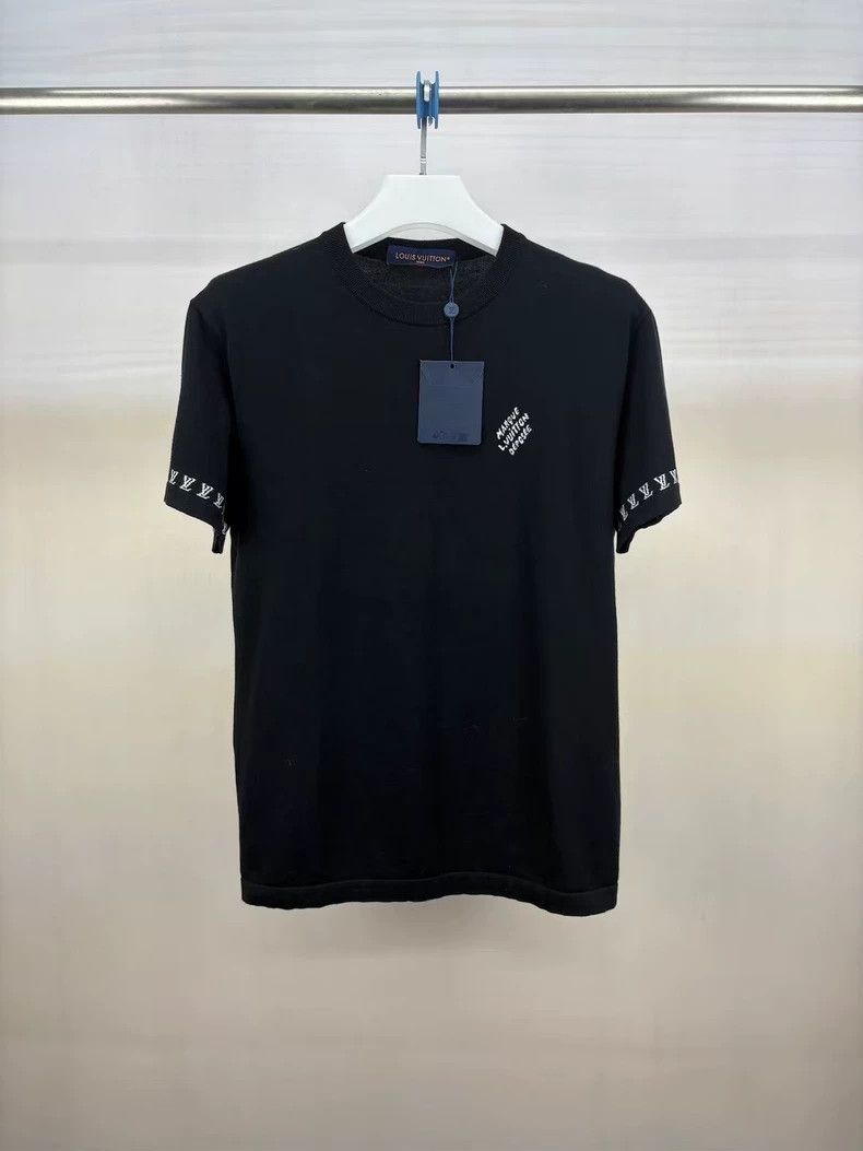 Louis Vuitton Louis Vuitton New Black Short Sleeve Tee S Size US S / EU 44-46 / 1 - 1 Thumbnail