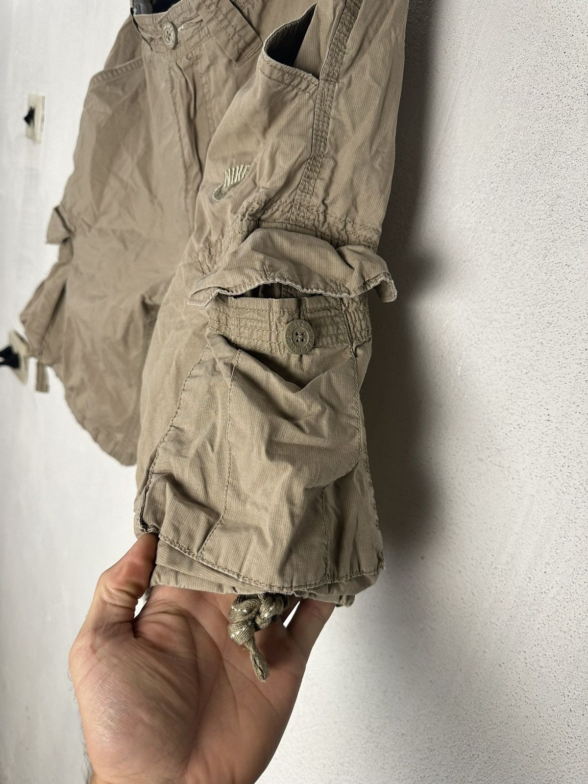 Nike Vintage Nike Y2K Style Cargo Shorts Size US 33 - 4 Thumbnail