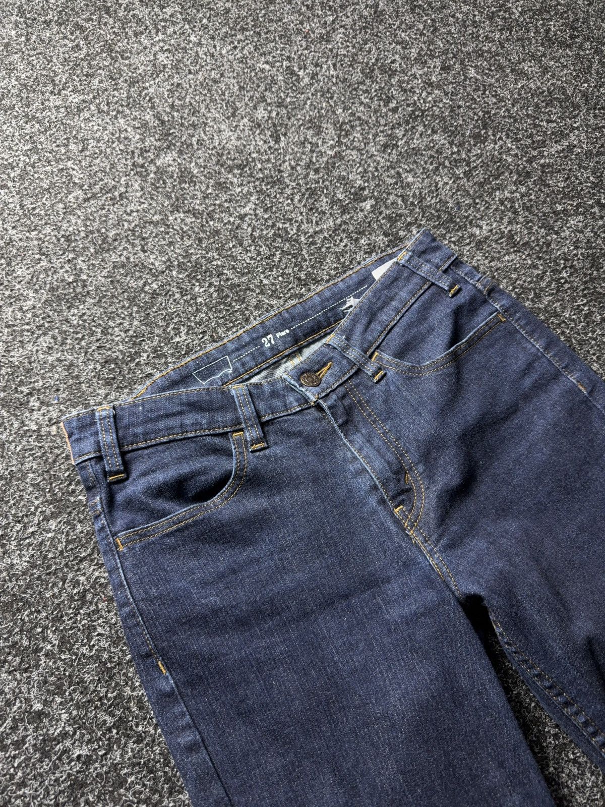 Levi's 00s Retro Levis Flare Jeans Dark Indigo Y2K Bootcut W27 Size 27" / US 4 / IT 40 - 7 Thumbnail