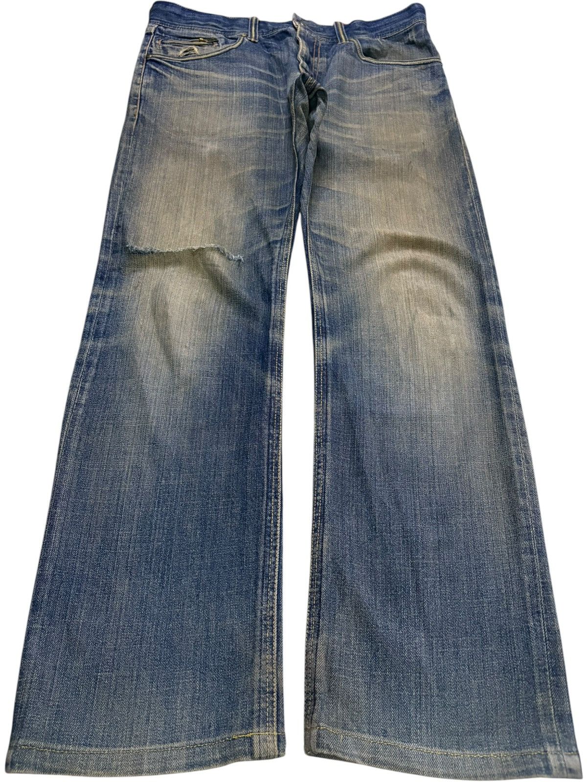 Japanese Brand Vintage Japanese Brand Mud Wash Distressed Loose Jeans Size US 32 / EU 48 - 1 Thumbnail