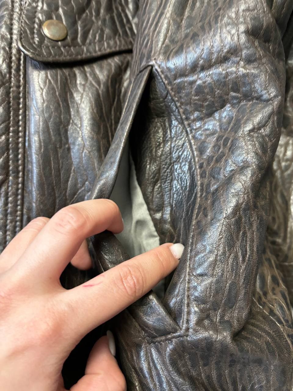 20471120 × Beauty Beast Vintage Giorgio Mobiani “alligator style” Leather avantgarde Size US XL / EU 56 / 4 - 2 Thumbnail