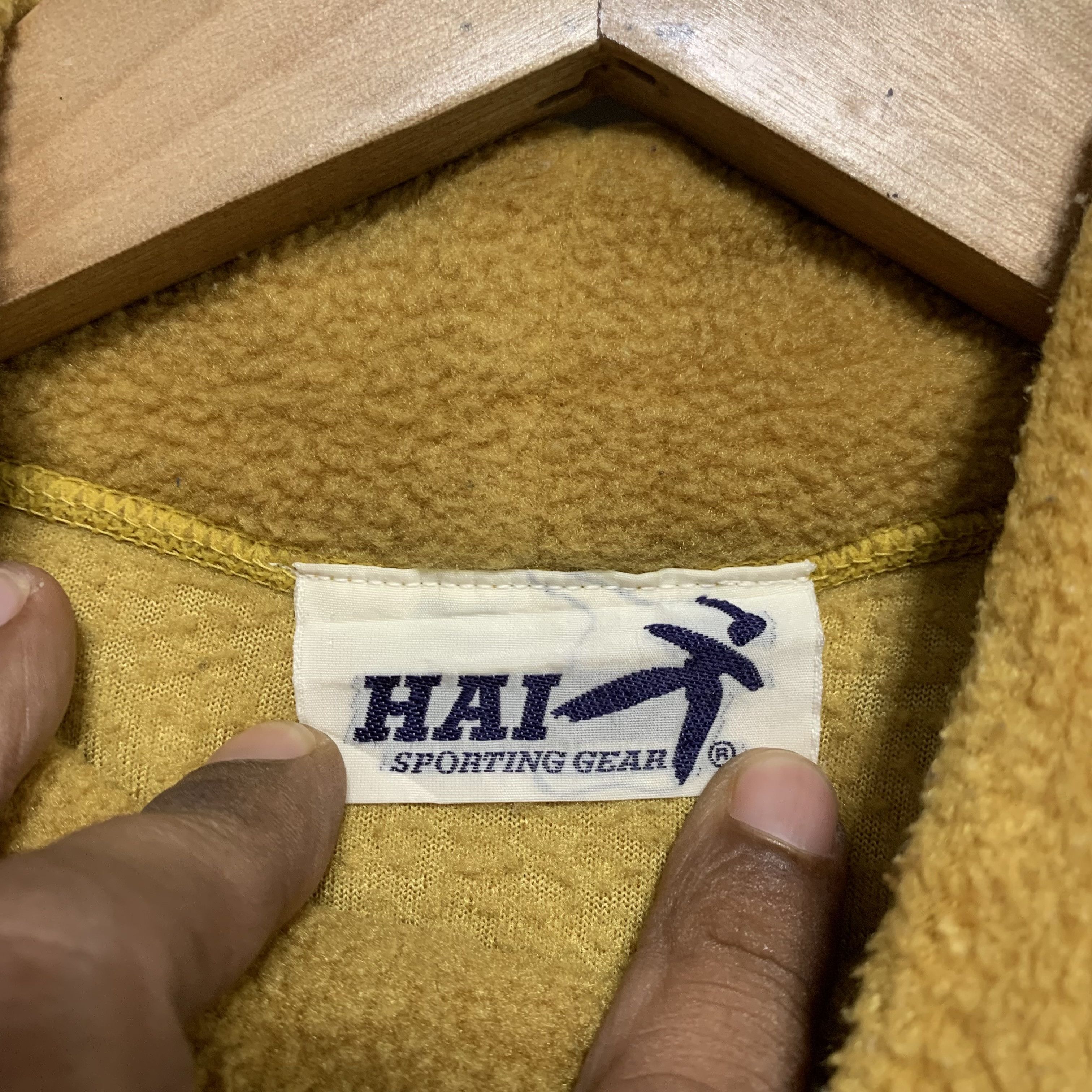 Hai Sporting Gear Vintage Hai Sporting Gear Sweater Size US M / EU 48-50 / 2 - 7 Thumbnail