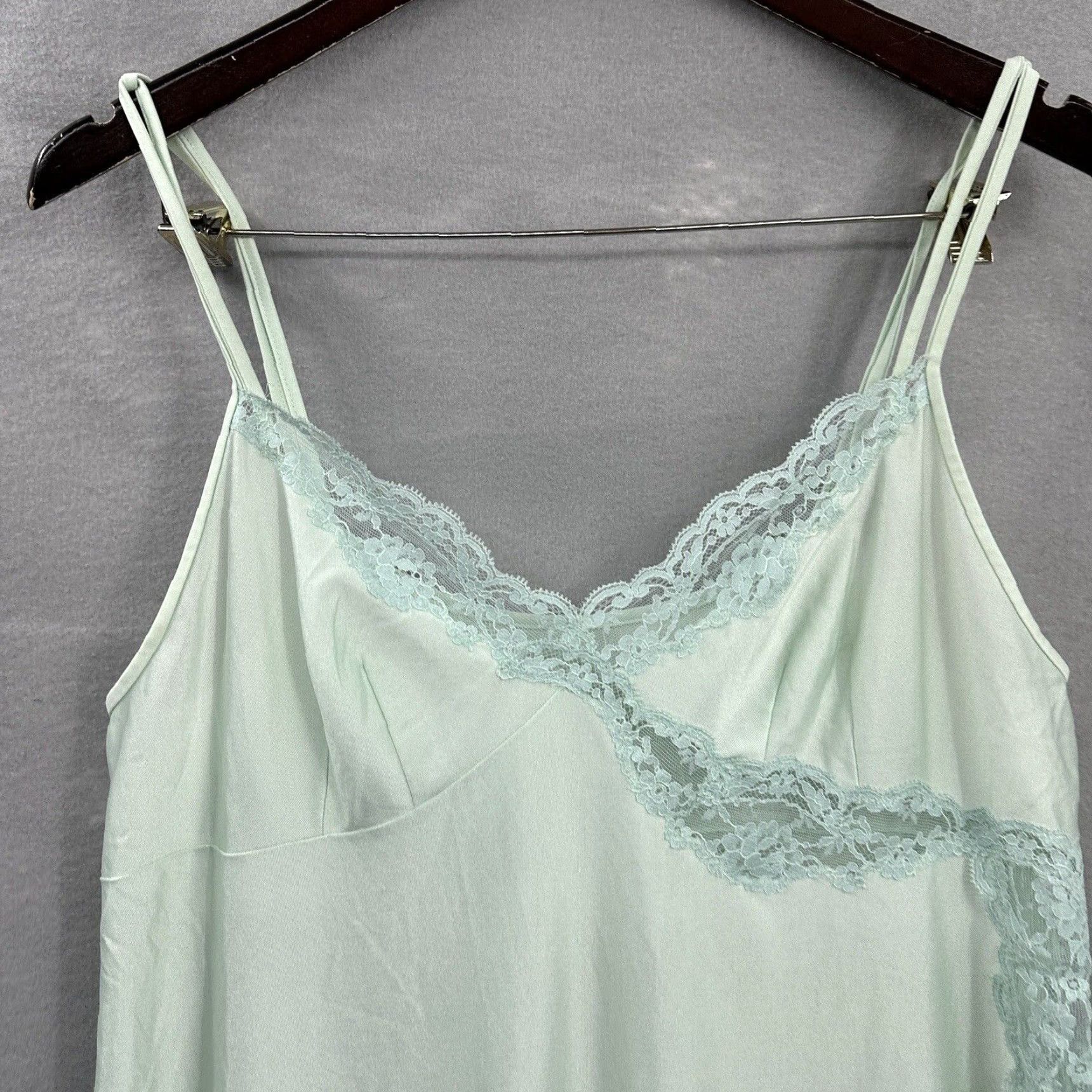 Vintage VINTAGE ShadowLine Nylon Nightgown Womens M Green Boudoir Silk Lace 1970s Long Nightgown Womens ShadowLine 70s Green Nylon Nightgown Size ONE SIZE - 5 Thumbnail