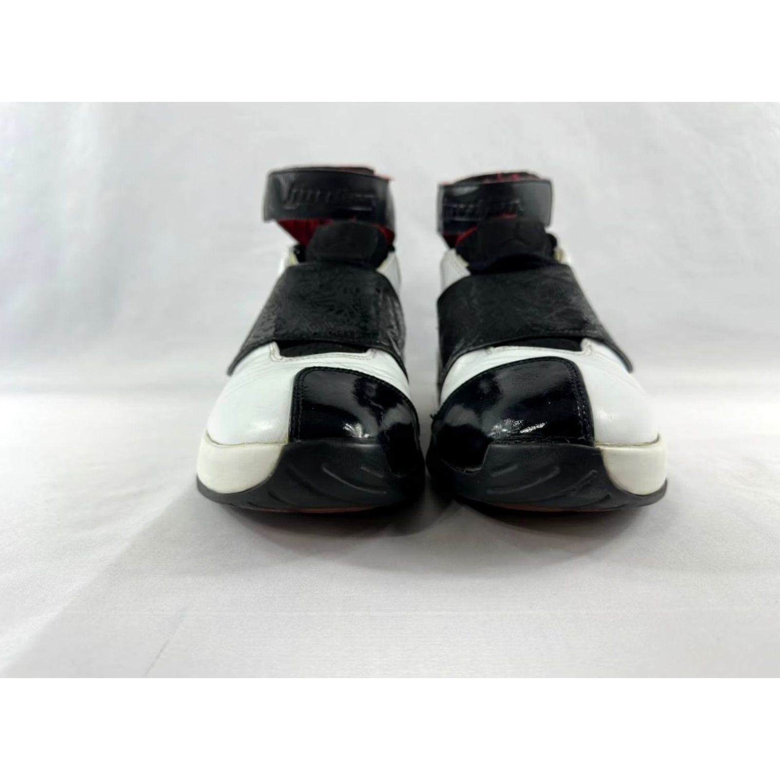 Jordan Brand Nike Air Jordan 20 OG 'Quickstrike' 2005 Athletic Men Sneaker 9.5 White Adult Size US 10 / EU 43 - 4 Thumbnail