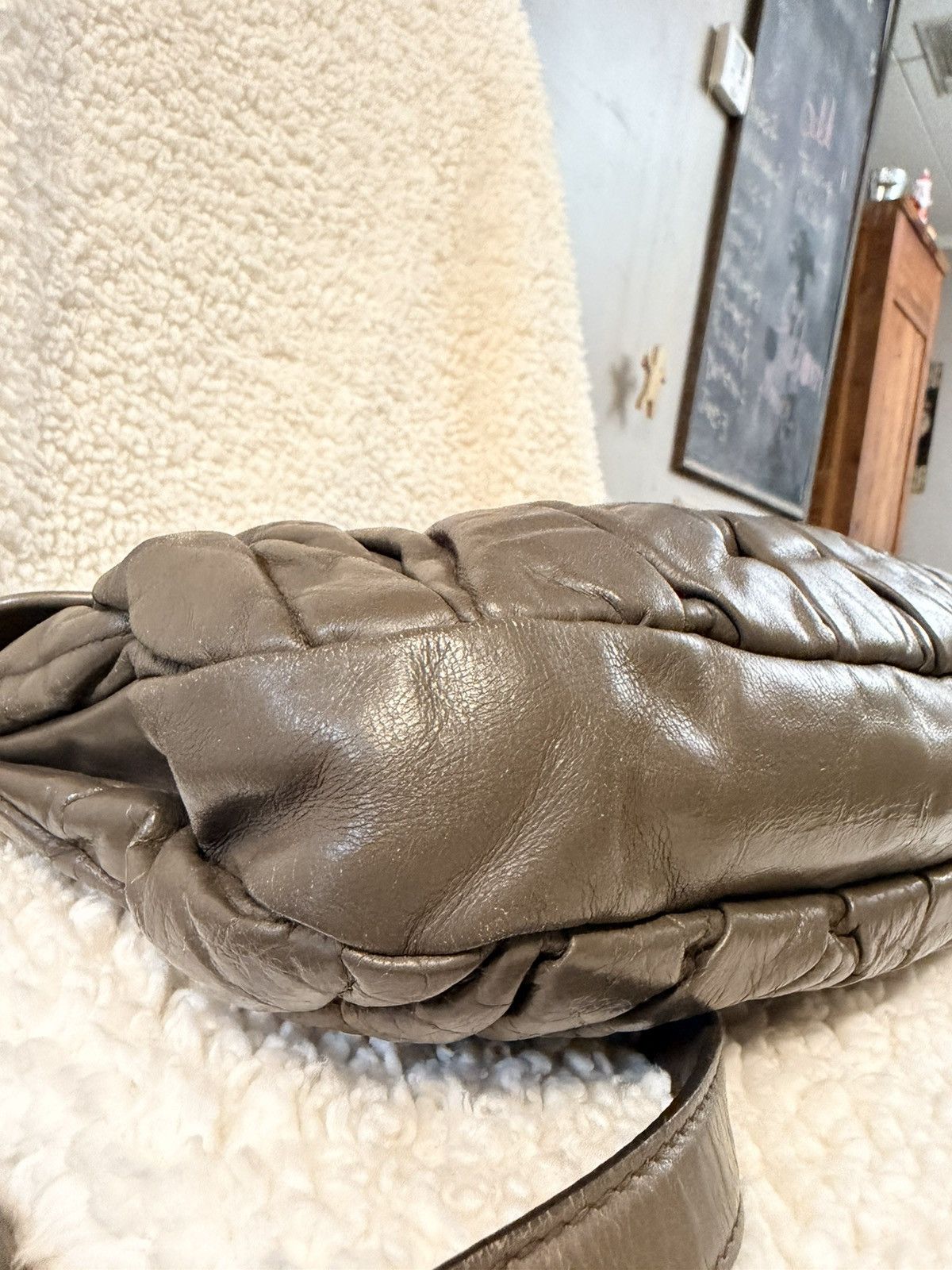 Miu Miu Miu Miu Matelasse Leather Coffer Hobo Size ONE SIZE - 11 Thumbnail