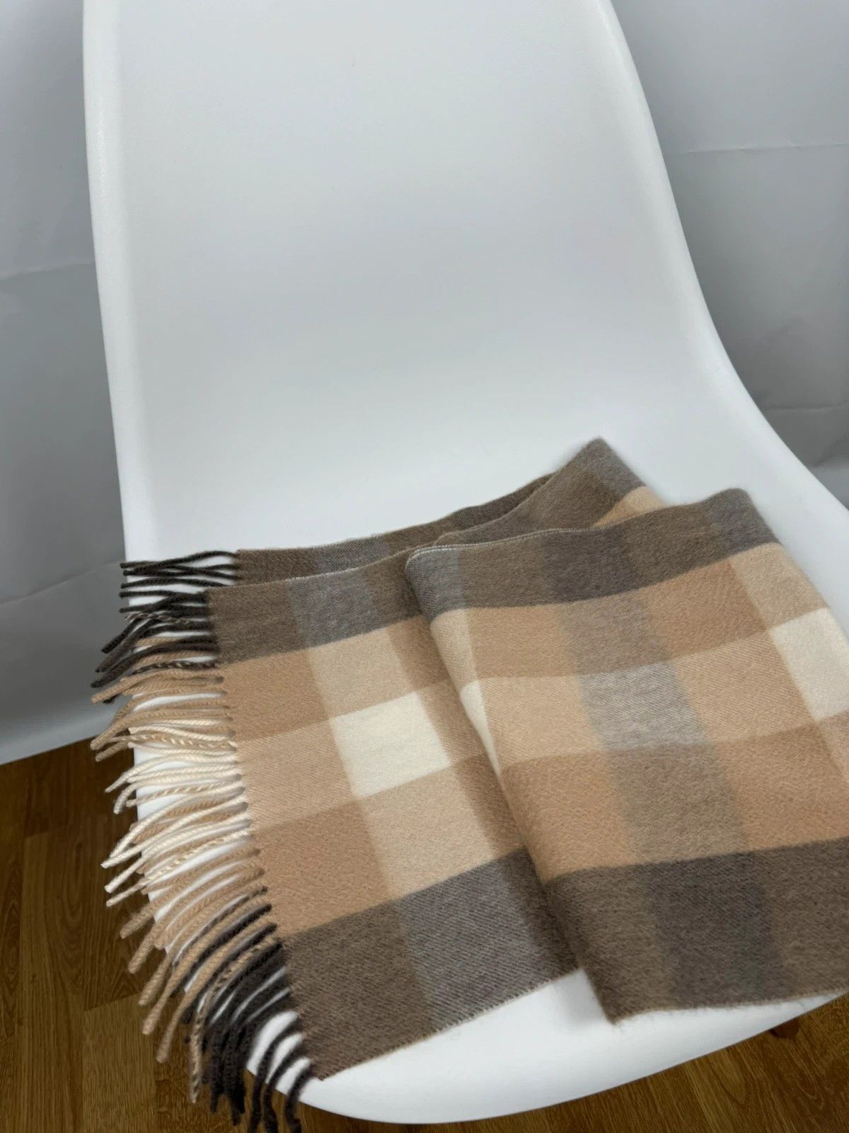 Other Lochmere 100% Cashmere Soft Scarf Plaid Natural Check Size ONE SIZE - 4 Thumbnail