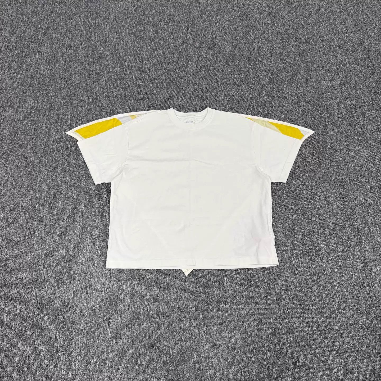 Bottega Veneta BV White Colorblocked Striped Short Sleeve Tee L Size L / US 10 / IT 46 - 1 Thumbnail