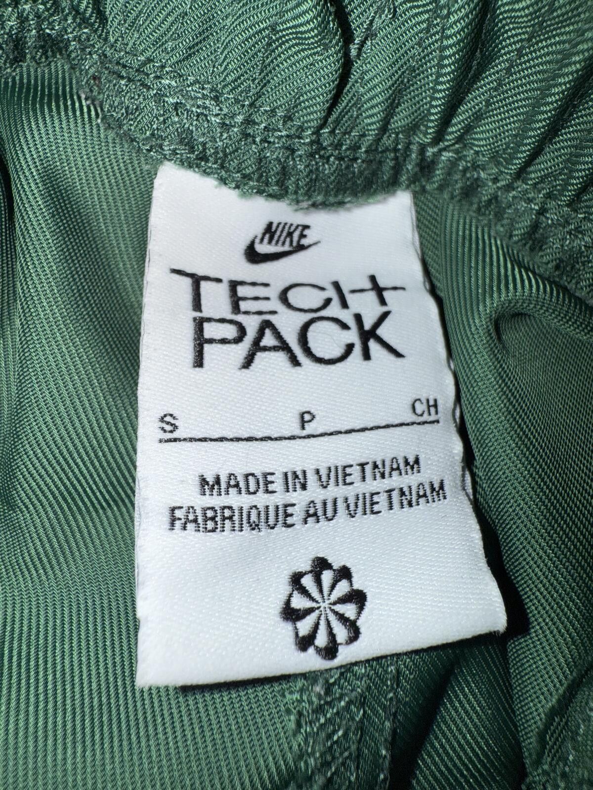 Nike Nike Men’sSportswear Tech Pack Green Woven Utility Pants Size US 30 / EU 46 - 6 Thumbnail