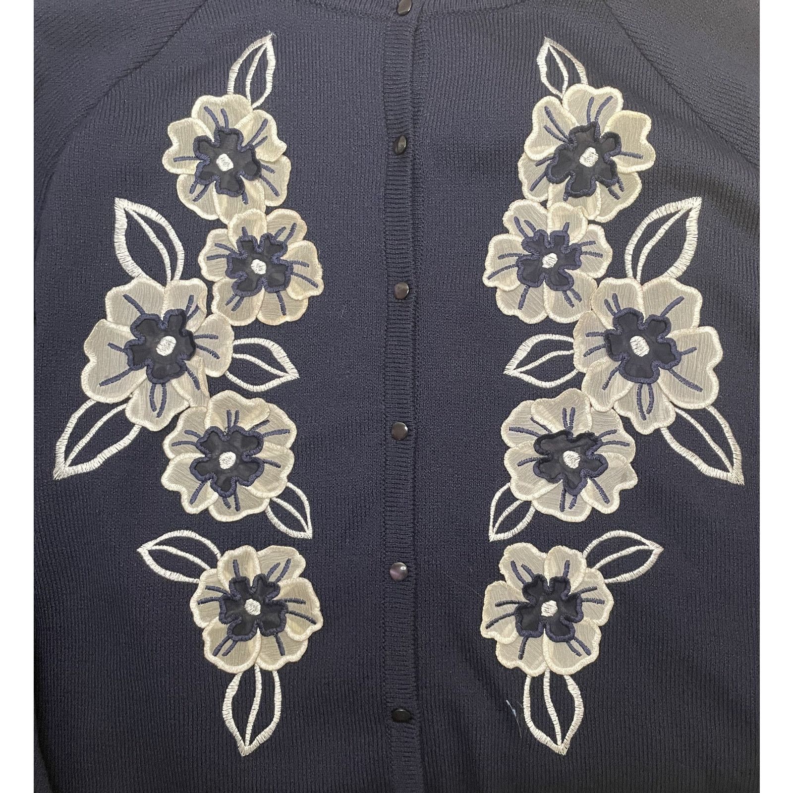 St. John St John Navy Blue White Floral Trim Cardigan Sweater XL Size XL / US 12-14 / IT 48-50 - 5 Thumbnail