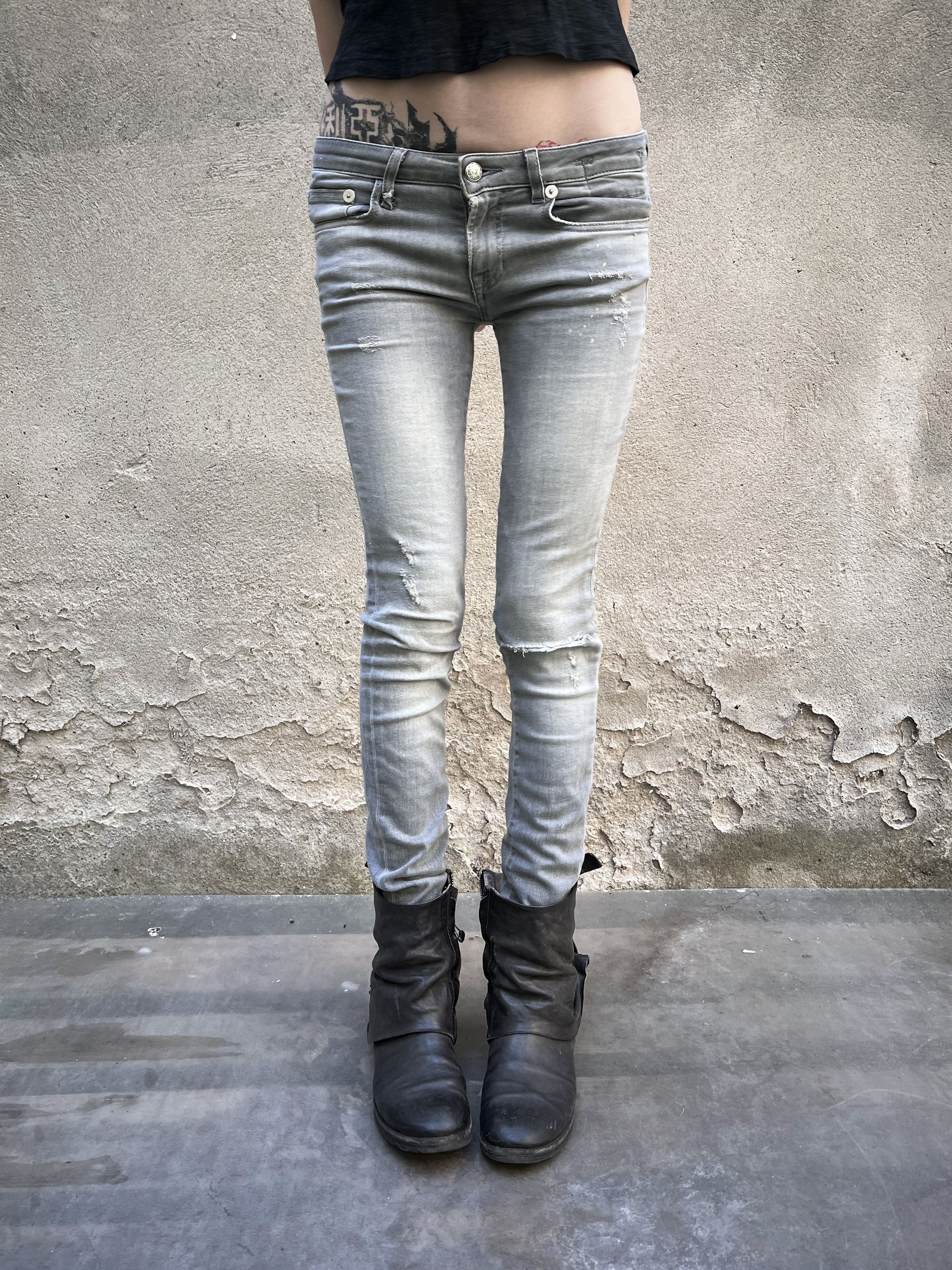 R13 R13 Distressed Skinny Jeans | Ash Grey Archive Denim Size 25" / US 0 / IT 36 - 1 Thumbnail