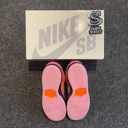 Nike SB Nike SB Dunk Low X The Powerpuff Girls Blossom Size US 8 / EU 41 - 3 Thumbnail