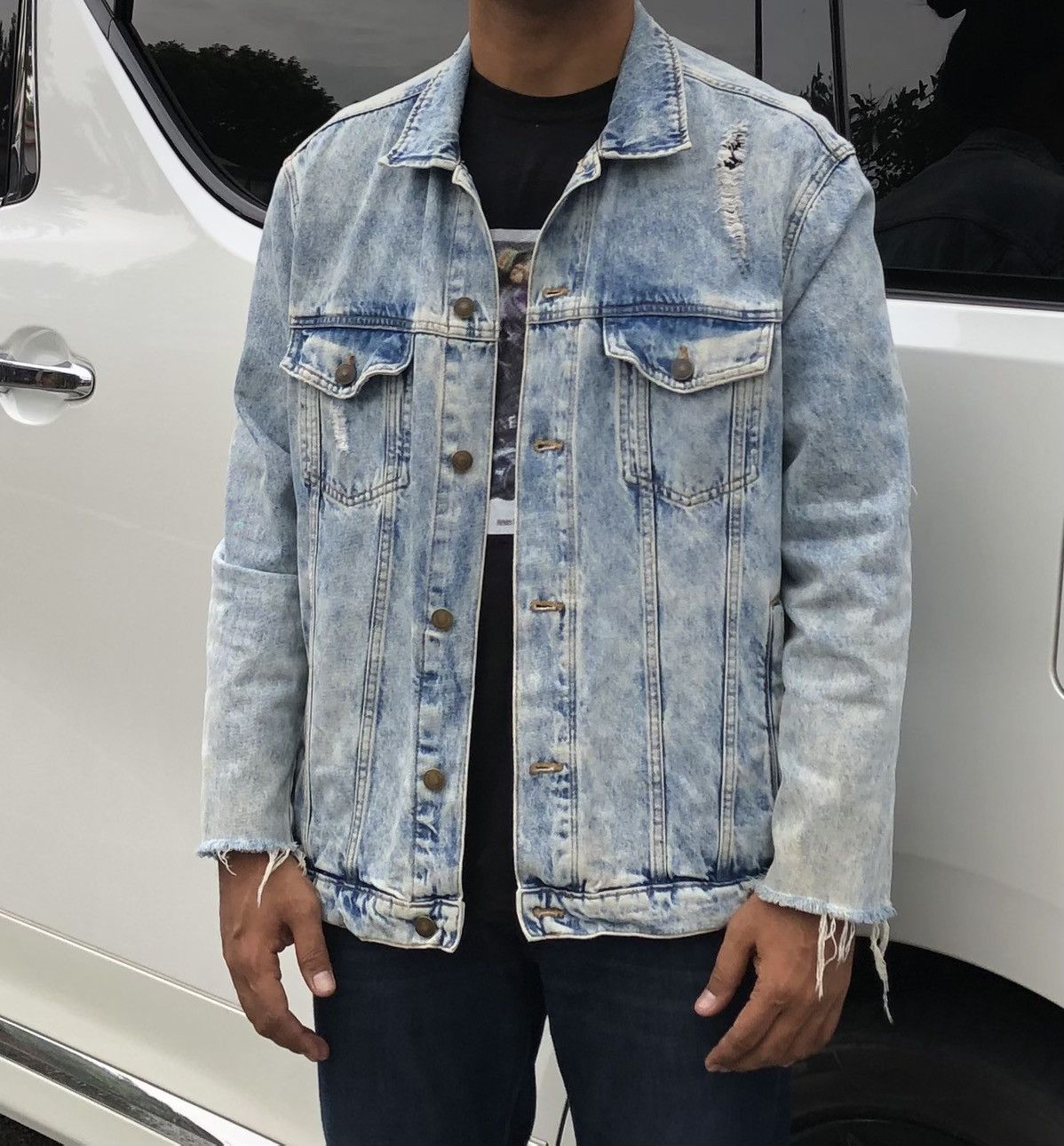 H&M DIVIDED H&M Jeans Distressed Wash Blue Denim Jacket Size US L / EU 52-54 / 3 - 2 Thumbnail