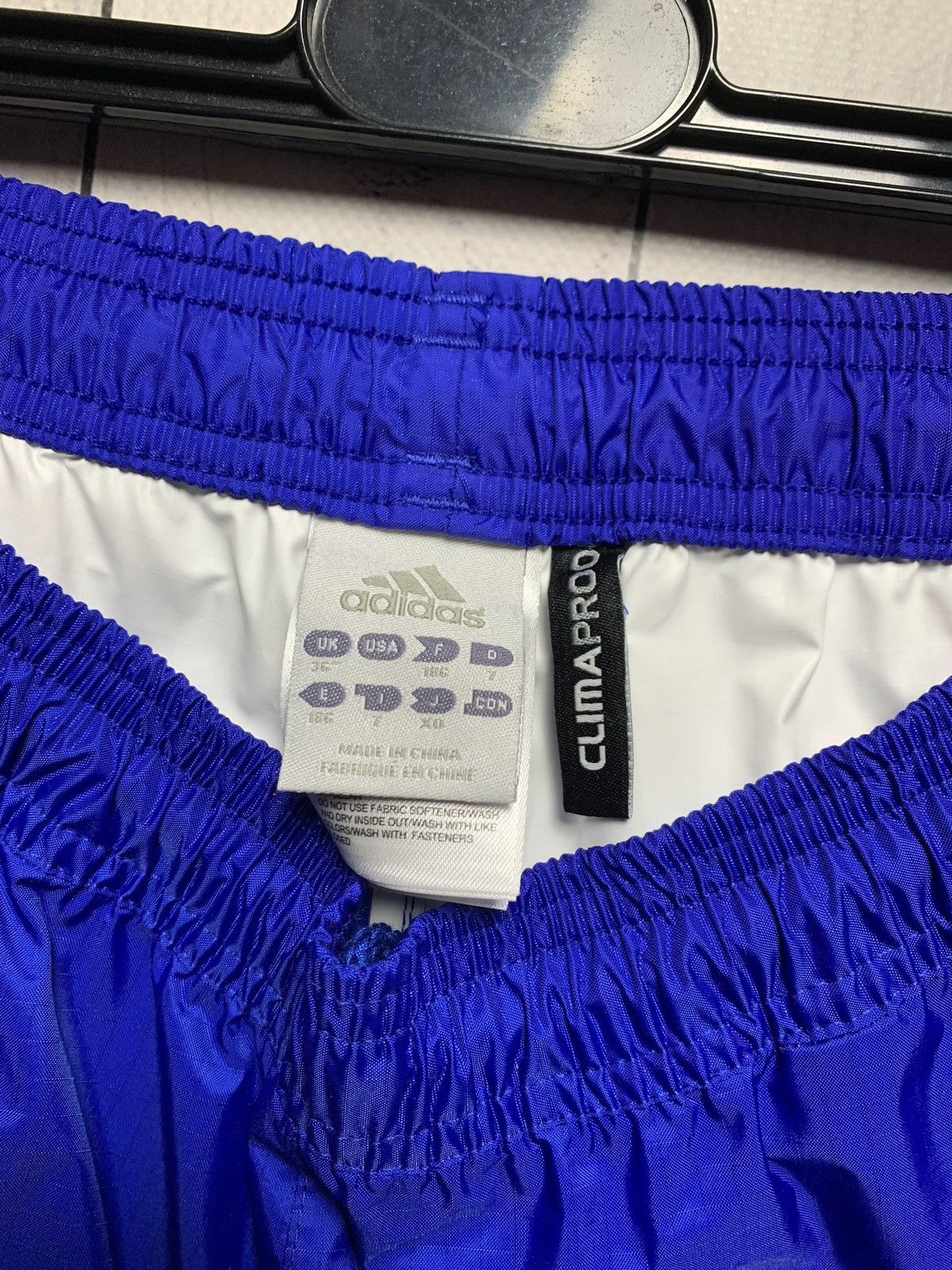 Adidas Vintage adidas Ukraine soccer pants size XL Size US 36 / EU 52 - 4 Thumbnail