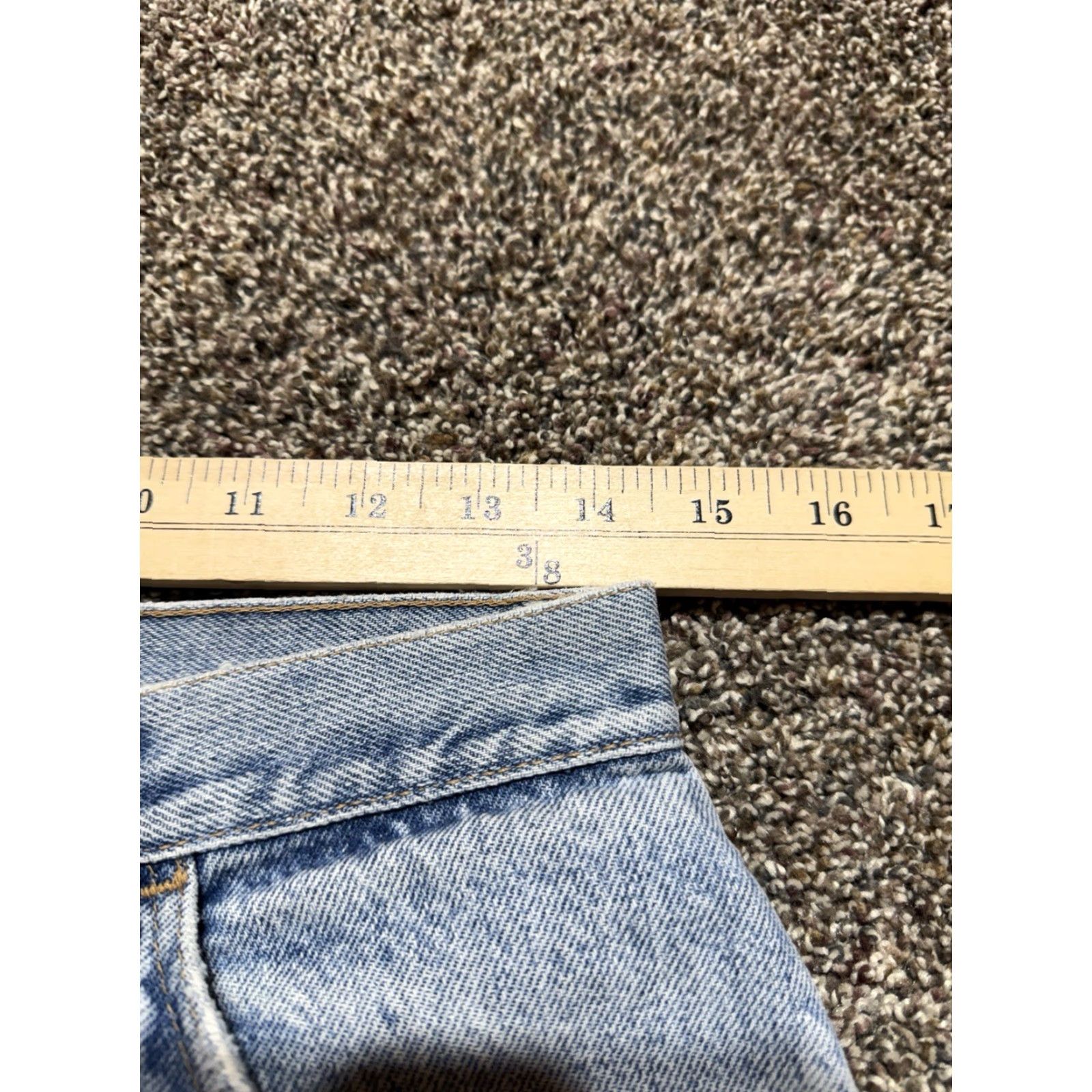 Wrangler Vintage Wrangler Jeans Women's 12 Petite Blue Denim 29X30 High Rise Mom 5-Pocket Style Womens Size 34" / US 12 / IT 48 - 6 Thumbnail