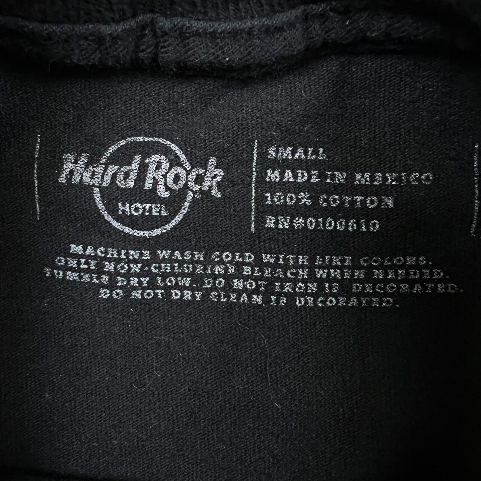 Hard Rock Cafe × Vintage Hard Rock Cafe T Shirt Chicago Spell Out Short Sleeve Tee Size US S / EU 44-46 / 1 - 4 Thumbnail