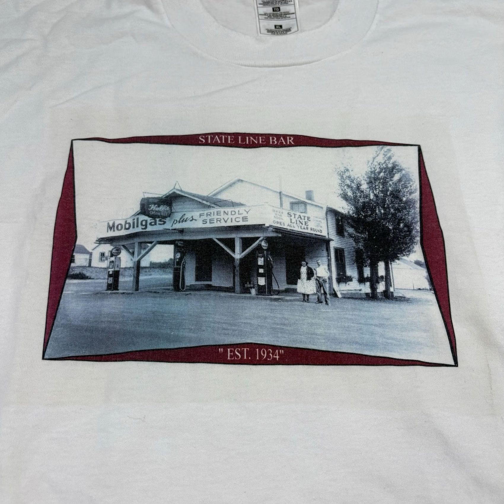 Fruit Of The Loom VINTAGE Historic State Line Bar Est. 1934 Single Stitch Tee Shirt Mens XL White Rockabilly 1980s Graphic Tee Size US XL / EU 56 / 4 - 2 Thumbnail