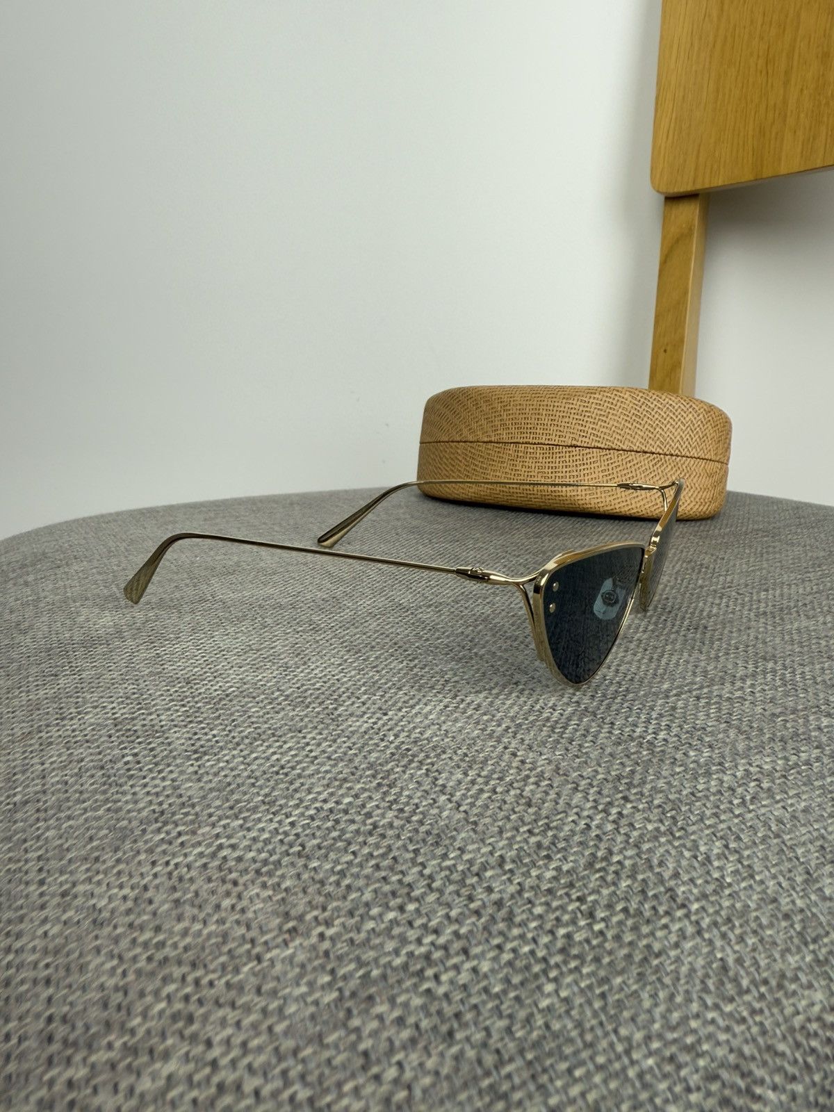 Dior × Vintage ICONIC DIOR MISS DIOR GALLIANO ERA SHIELD RIMLESS SHADES Size ONE SIZE - 5 Thumbnail