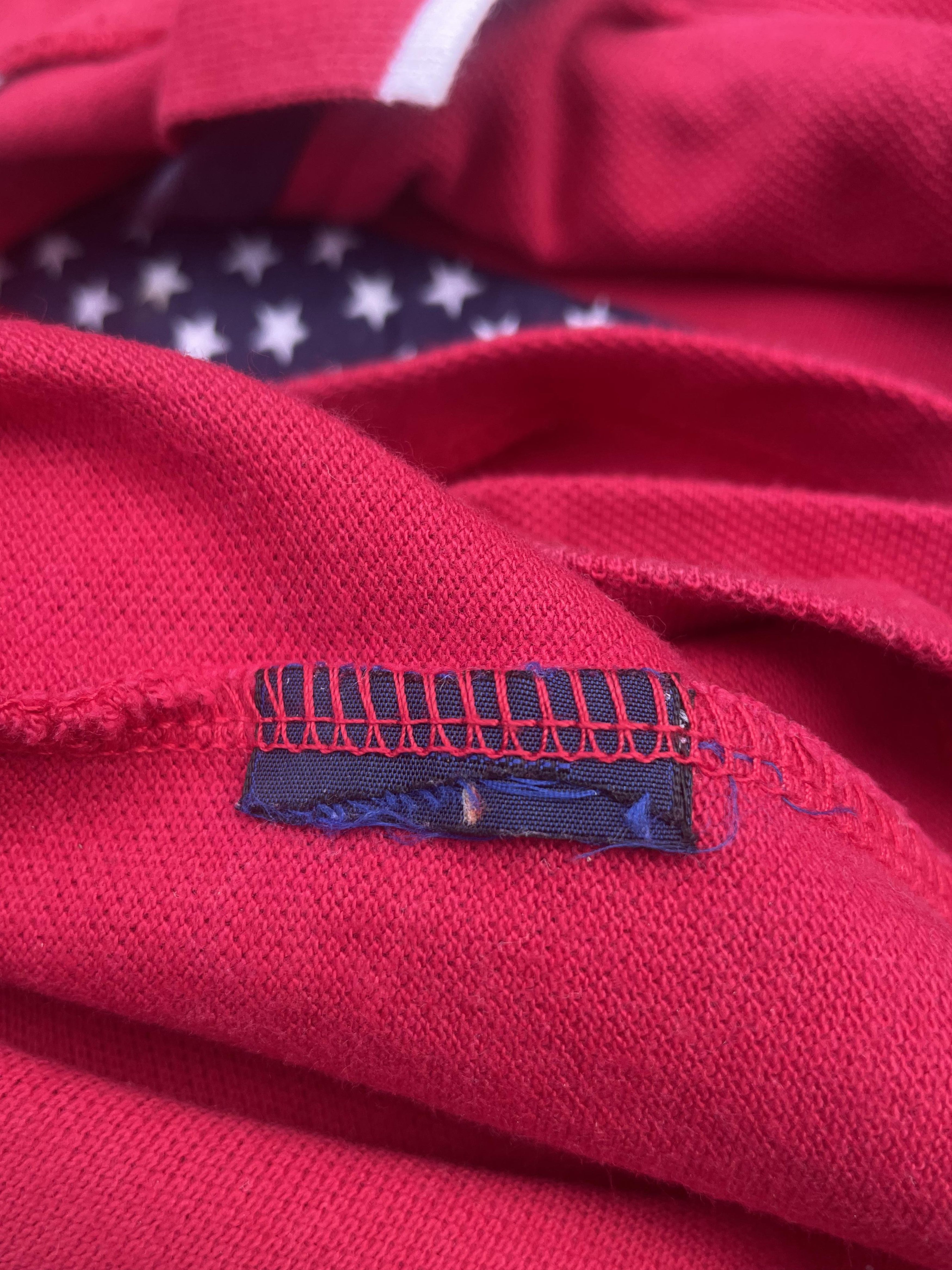 Designer × Tommy Hilfiger × Vintage Vintage Tommy Hilfiger Polo Tshirt Size US S / EU 44-46 / 1 - 11 Thumbnail
