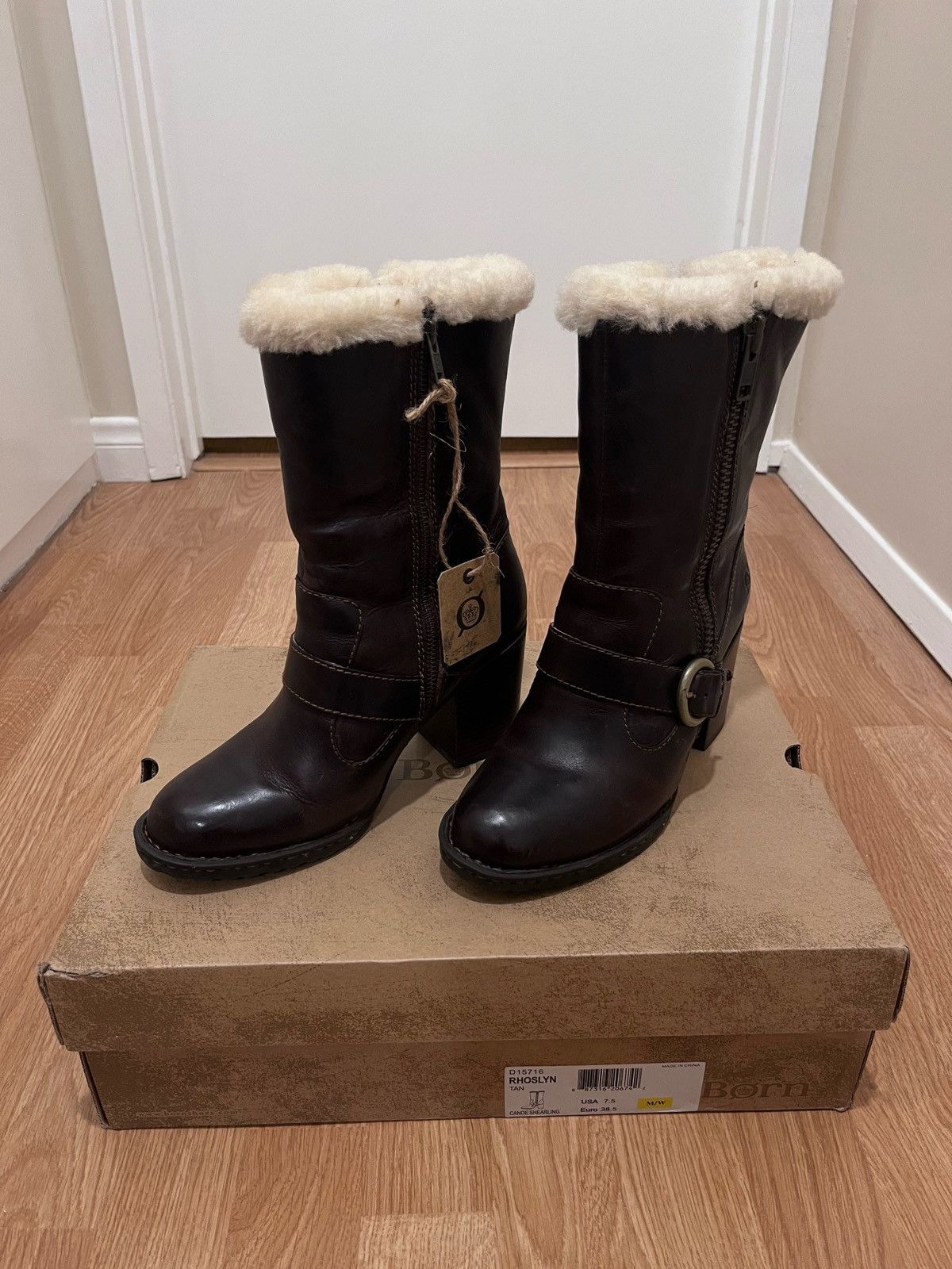 Born × Vintage Born RHOSLYN Boots Size US 7.5 / IT 37.5 - 1 Thumbnail