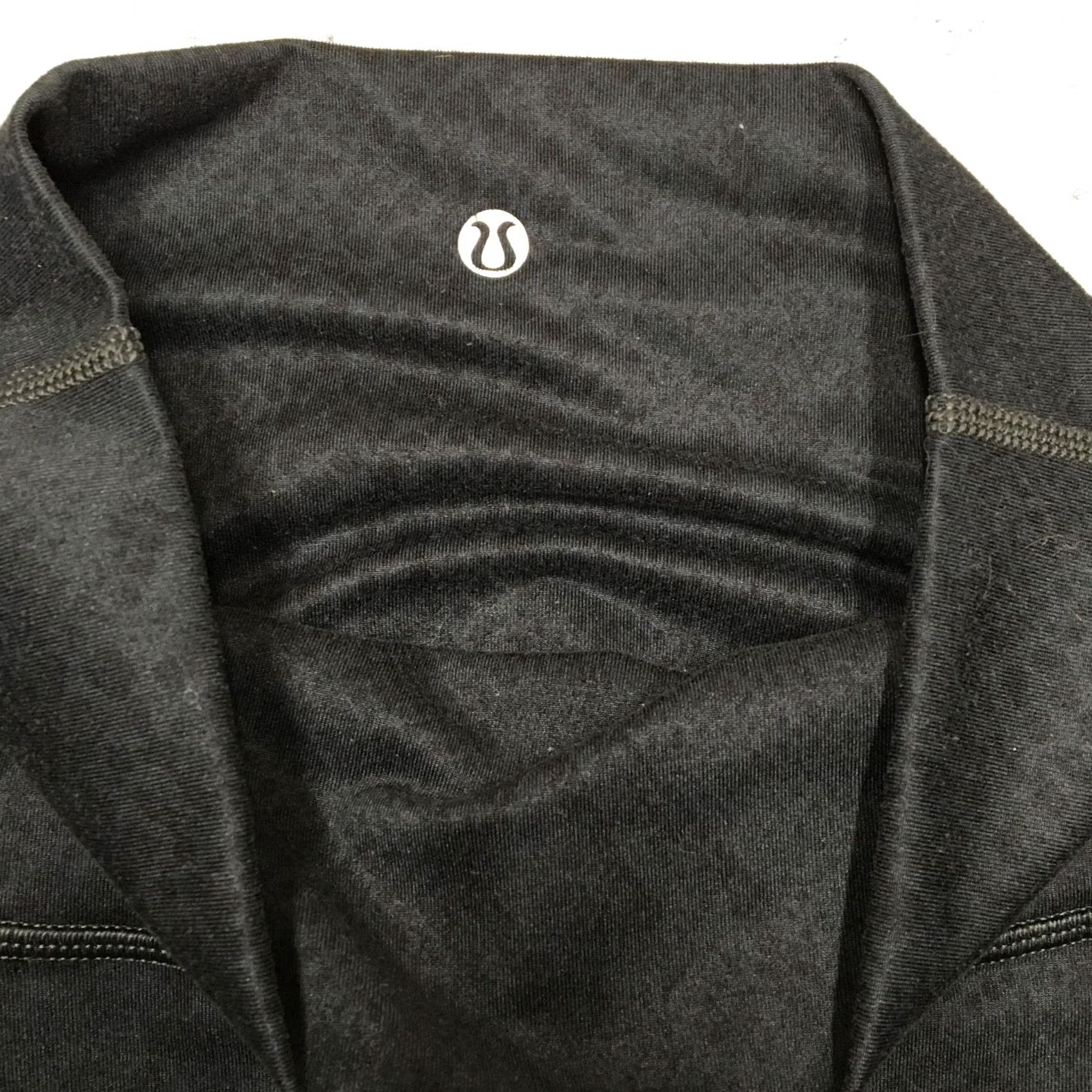 Lululemon Lululemon Leggings Womens 8 Black Animal Print High Rise Ankle Yoga Athletic Size 30" / US 8 / IT 44 - 4 Thumbnail