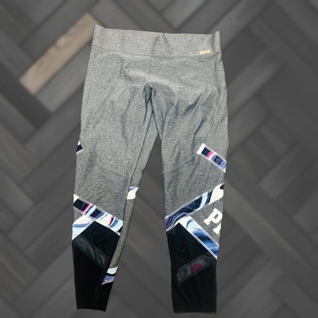 Victoria's Secret Victoria's Secret Leggings Capri Size L (Large) Women's Activewear Cross Training Dance Gym Yoga Comfort Stretch Multicolor Logo Size 36" / US 14 / IT 50 - 1 Thumbnail