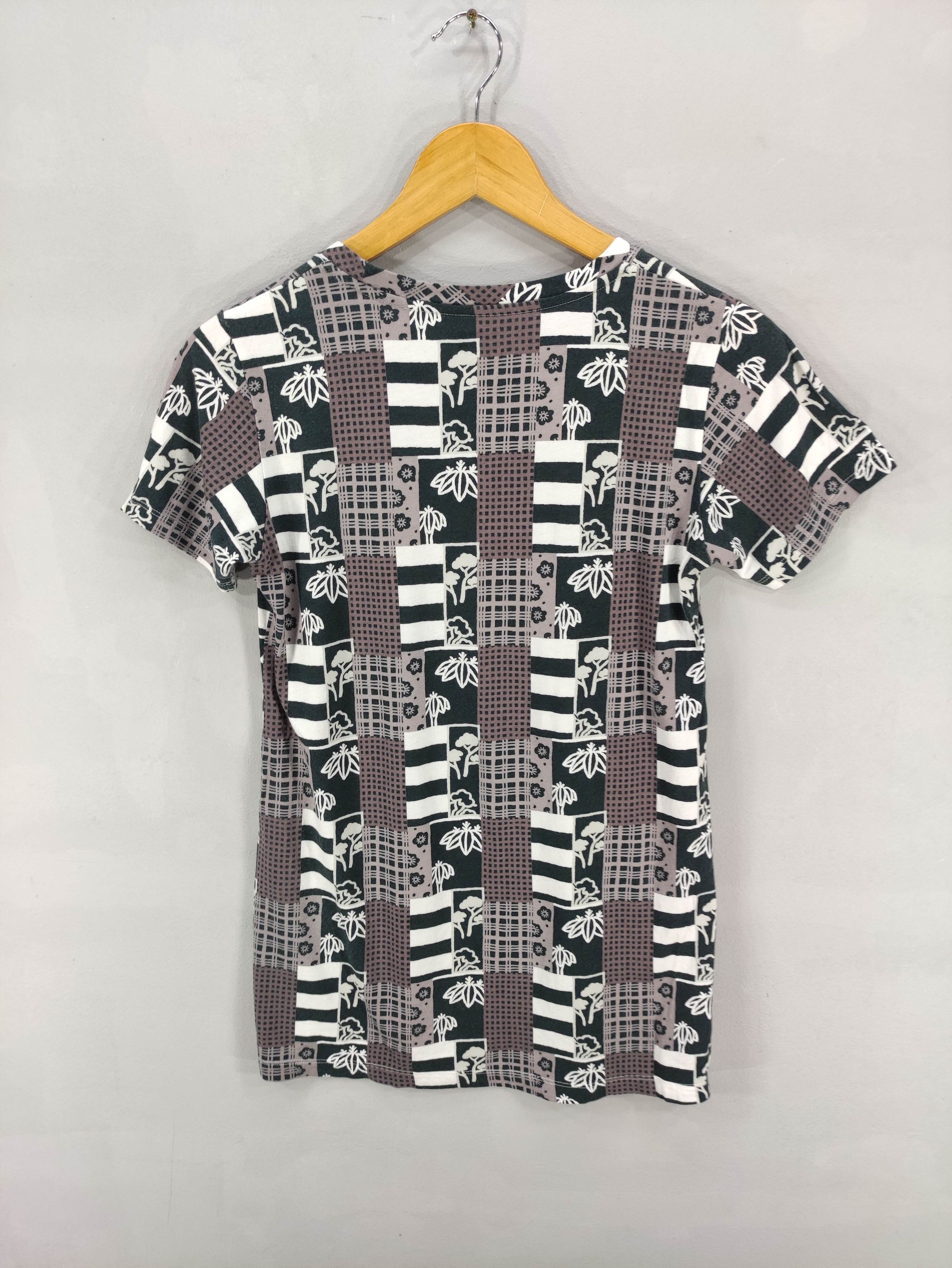 SOU SOU Uniqlo Sou Sou Full Print Tee Tshirt Size XS / US 0-2 / IT 36-38 - 5 Thumbnail