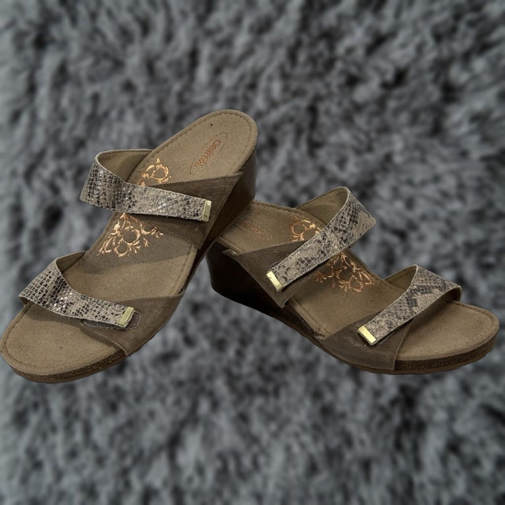Aetrex Aetrex Chantel Wedge Sandals Womens 9 9.5 Leather Slip On Adjustable Hook & Loop Taupe Sandal Womens Size US 9.5 / IT 39.5 - 1 Thumbnail
