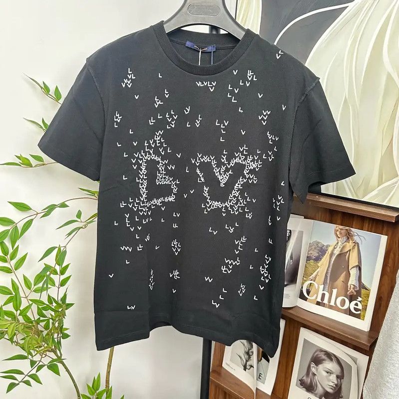 Louis Vuitton Louis Vuitton Summer Black Cotton Short Sleeve T-Shirt 0089 Size US M / EU 48-50 / 2 - 1 Thumbnail