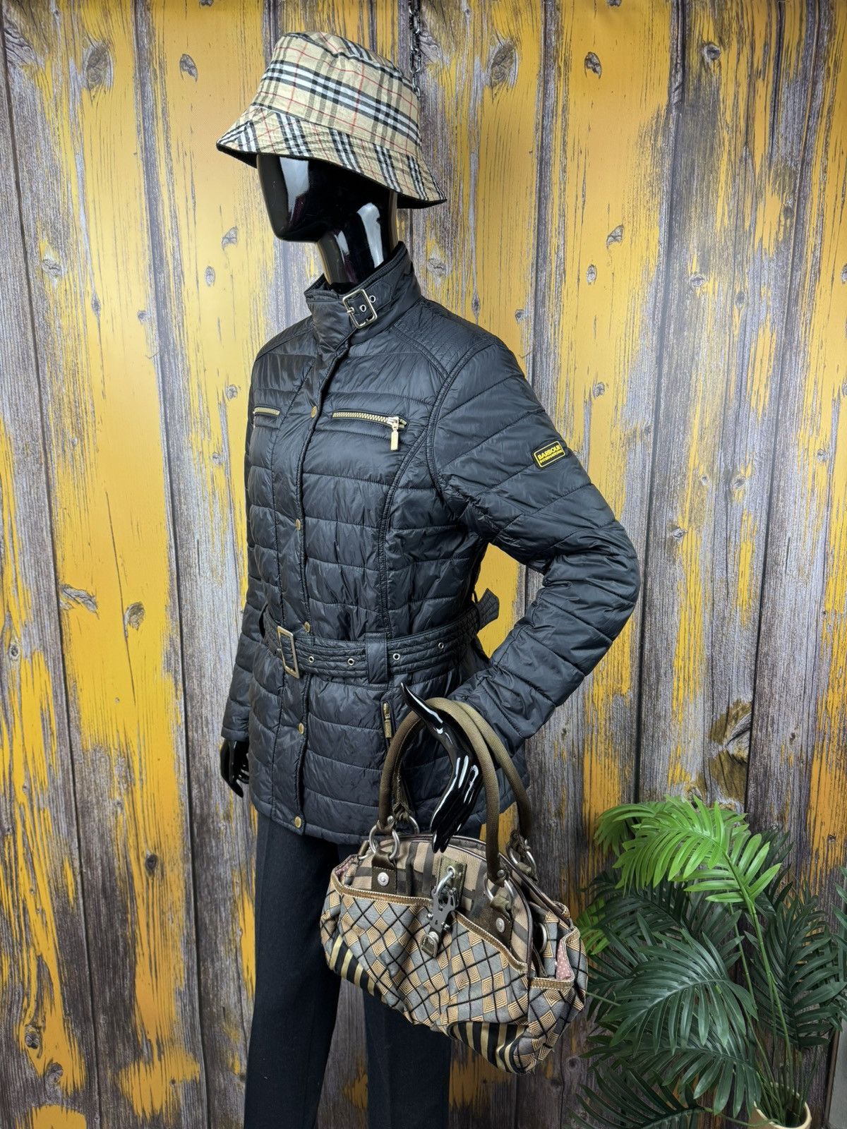 Barbour Barbour International Fibre Down Jacket Bomber England 🏴󠁧󠁢󠁥󠁮󠁧󠁿 Size L / US 10 / IT 46 - 1 Thumbnail
