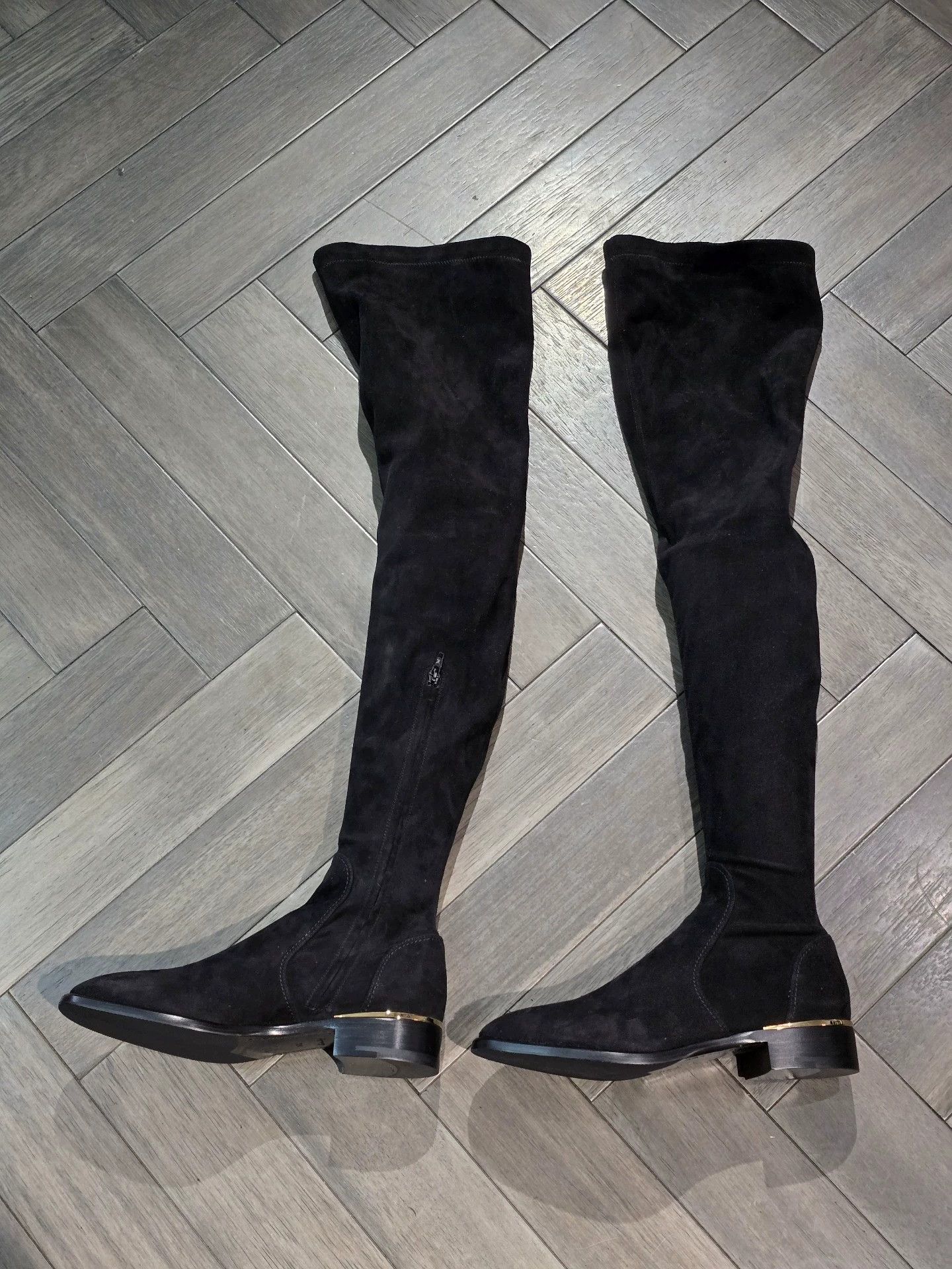 Louis Vuitton Louis Vuitton black suede side-zip over-the-knee boots Size US 8 / IT 38 - 2 Thumbnail
