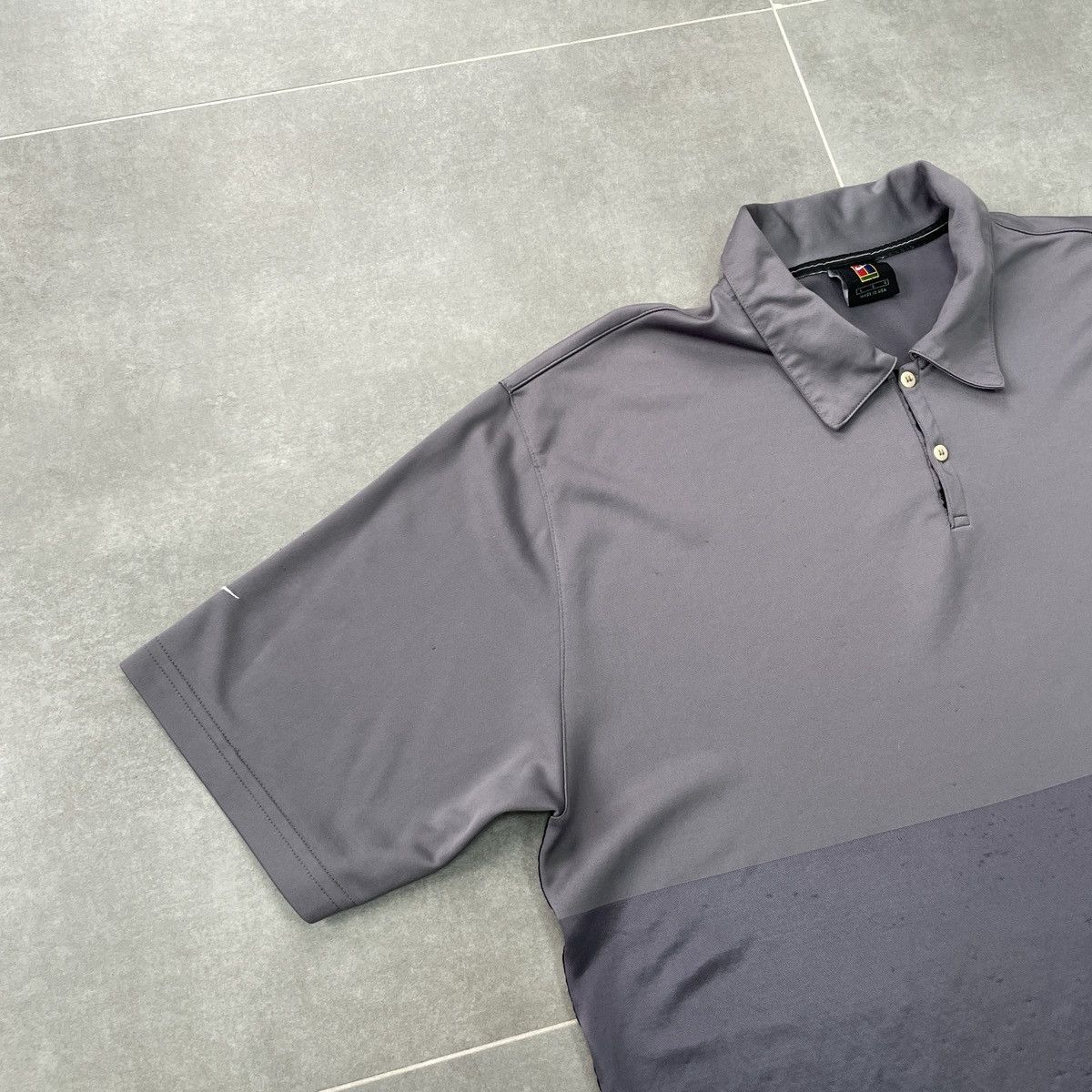 Nike × Vintage Vintage Nike Court Tennis Polo Shirt Size L Size US L / EU 52-54 / 3 - 3 Thumbnail