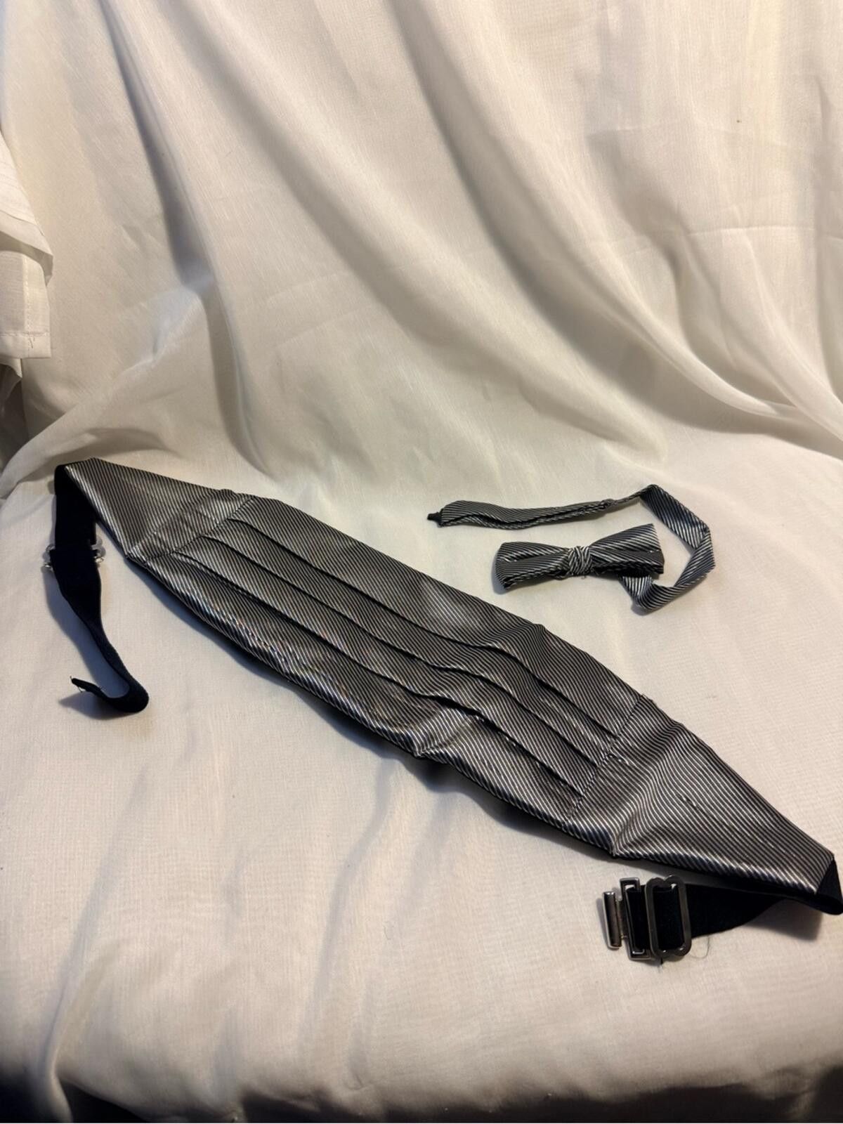 Other Men's Silver Striped Cummerbund and Bow Tie Set Size ONE SIZE - 3 Thumbnail