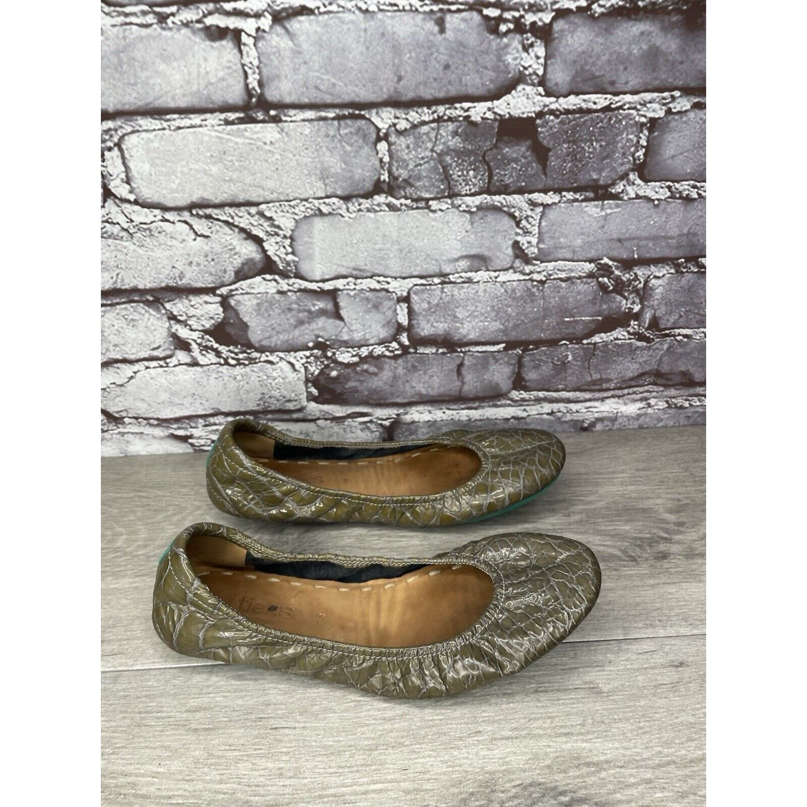 Other Tieks Green Grey Leather Croc Patent Leather Ballet Flats Sh Size US 7 / IT 37 - 16 Thumbnail
